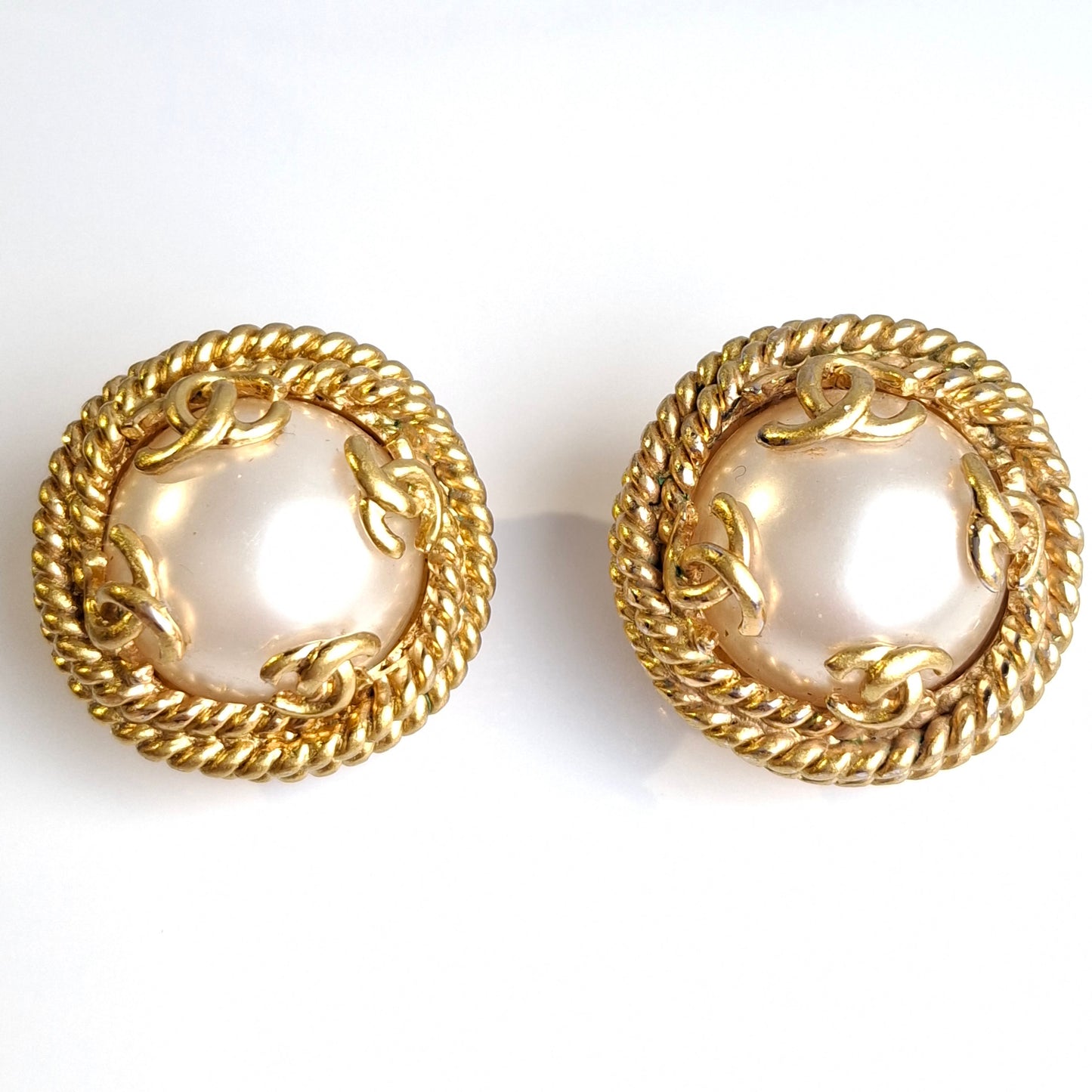 Vintage Chanel Pearl Earrings