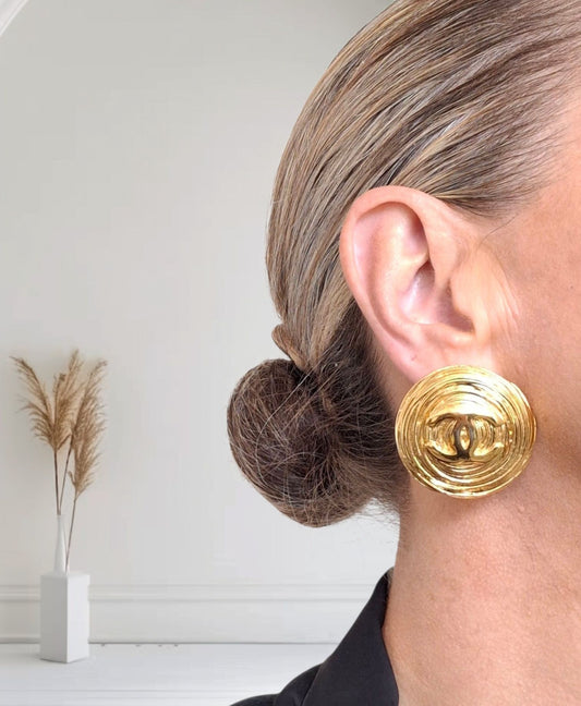 1980s Vintage Chanel Gold Plated CC Logo Earrings