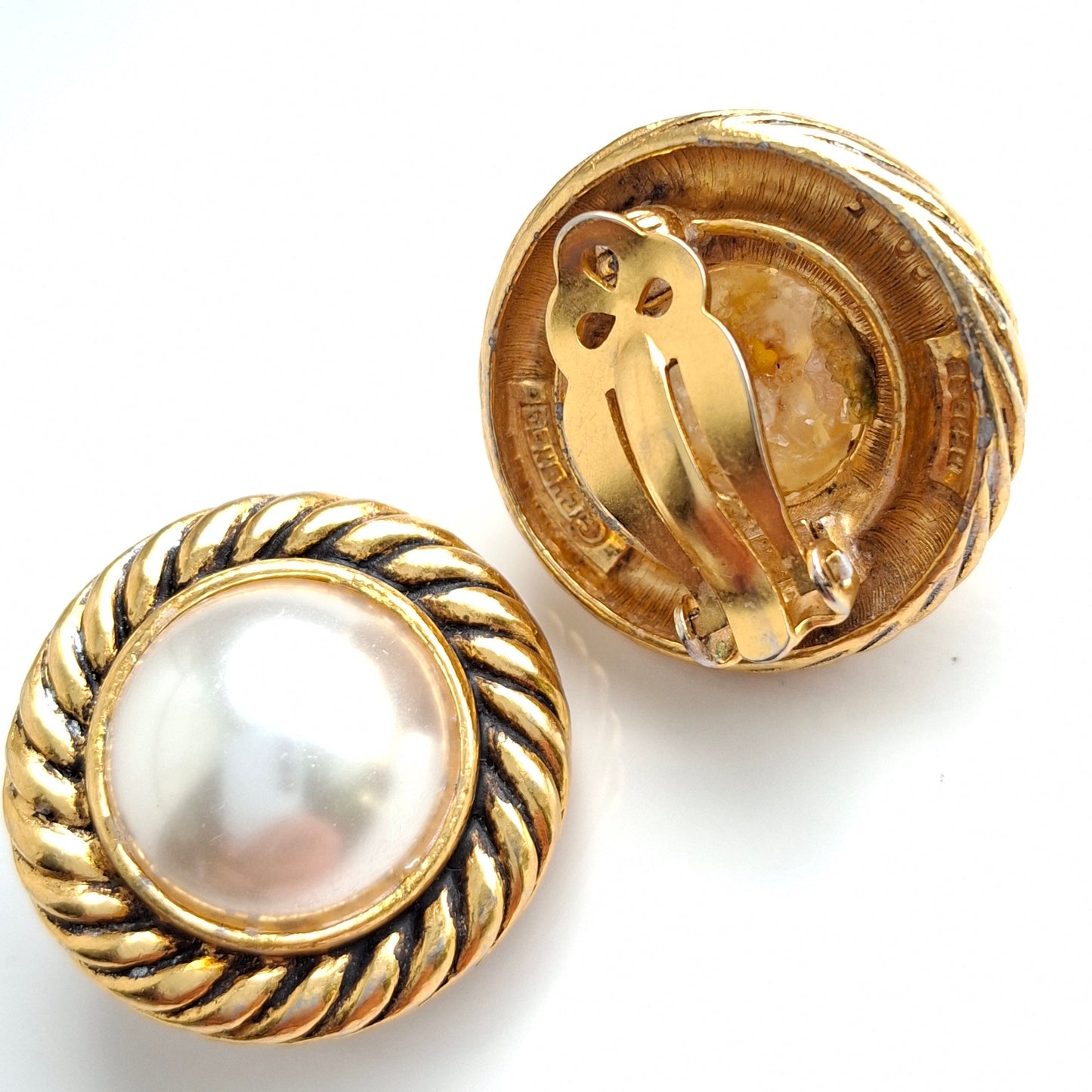 Vintage 1980s Chanel Gold Tone Faux Pearl Clip-on Earrings