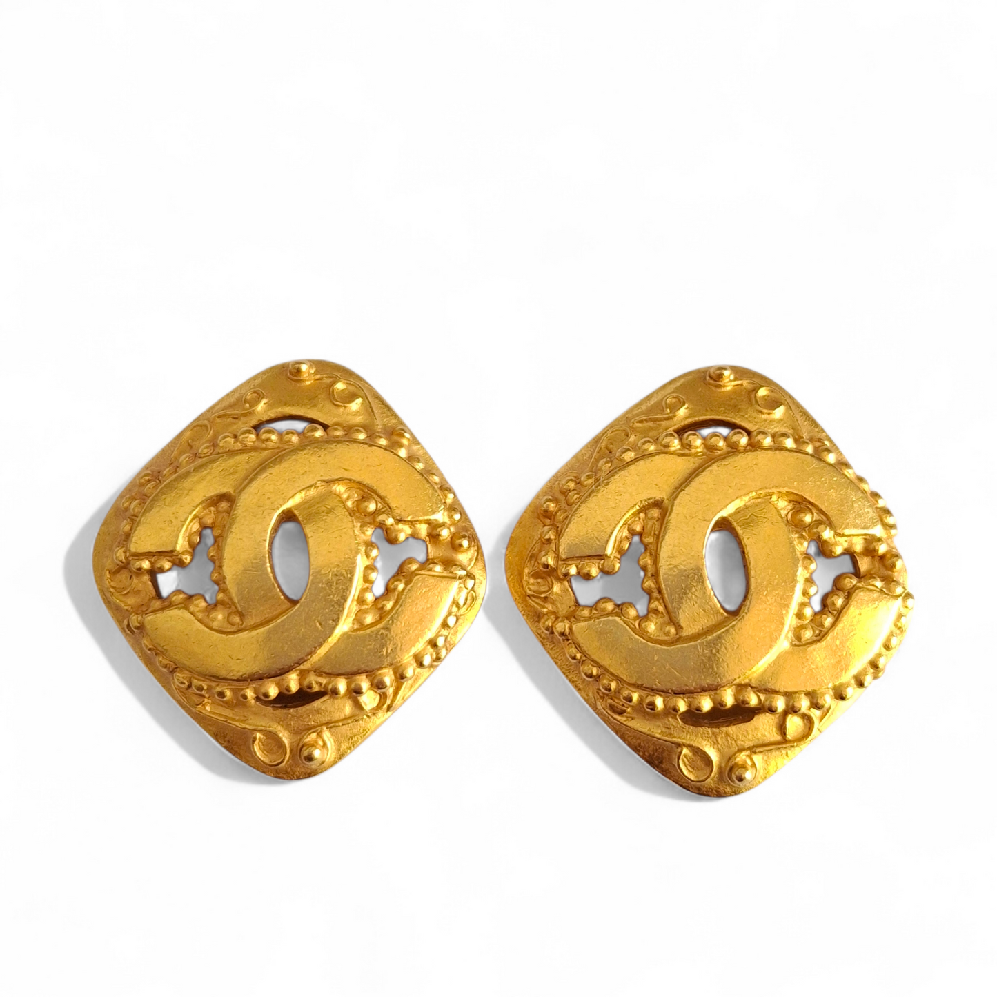 Vintage Chanel CC Logo Clip-on Earrings