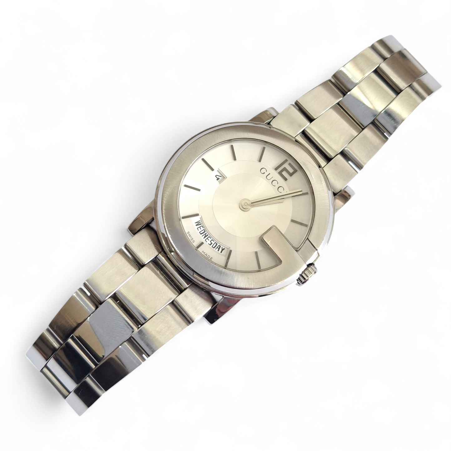 Gucci 41mm G Logo Swiss Made 101M Day / Date Watch