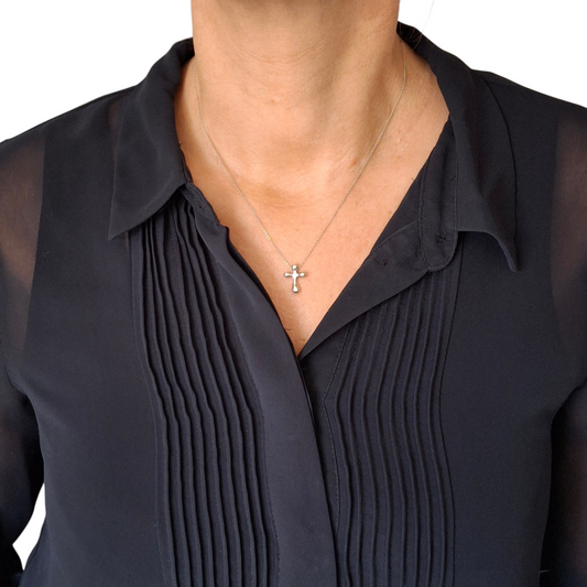 Vintage Elsa Peretti Tiffany & Co. Sterling Silver Cross Pendant Necklace