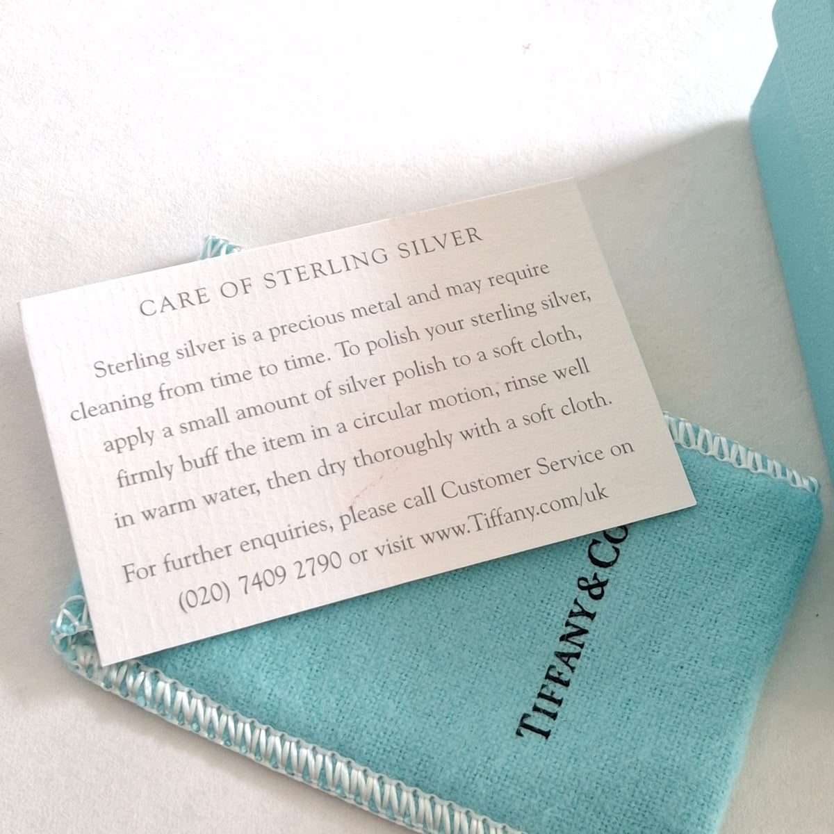 Vintage Tiffany & Co Fifth Avenue New York Notes Script Armband in Sterlingsilber