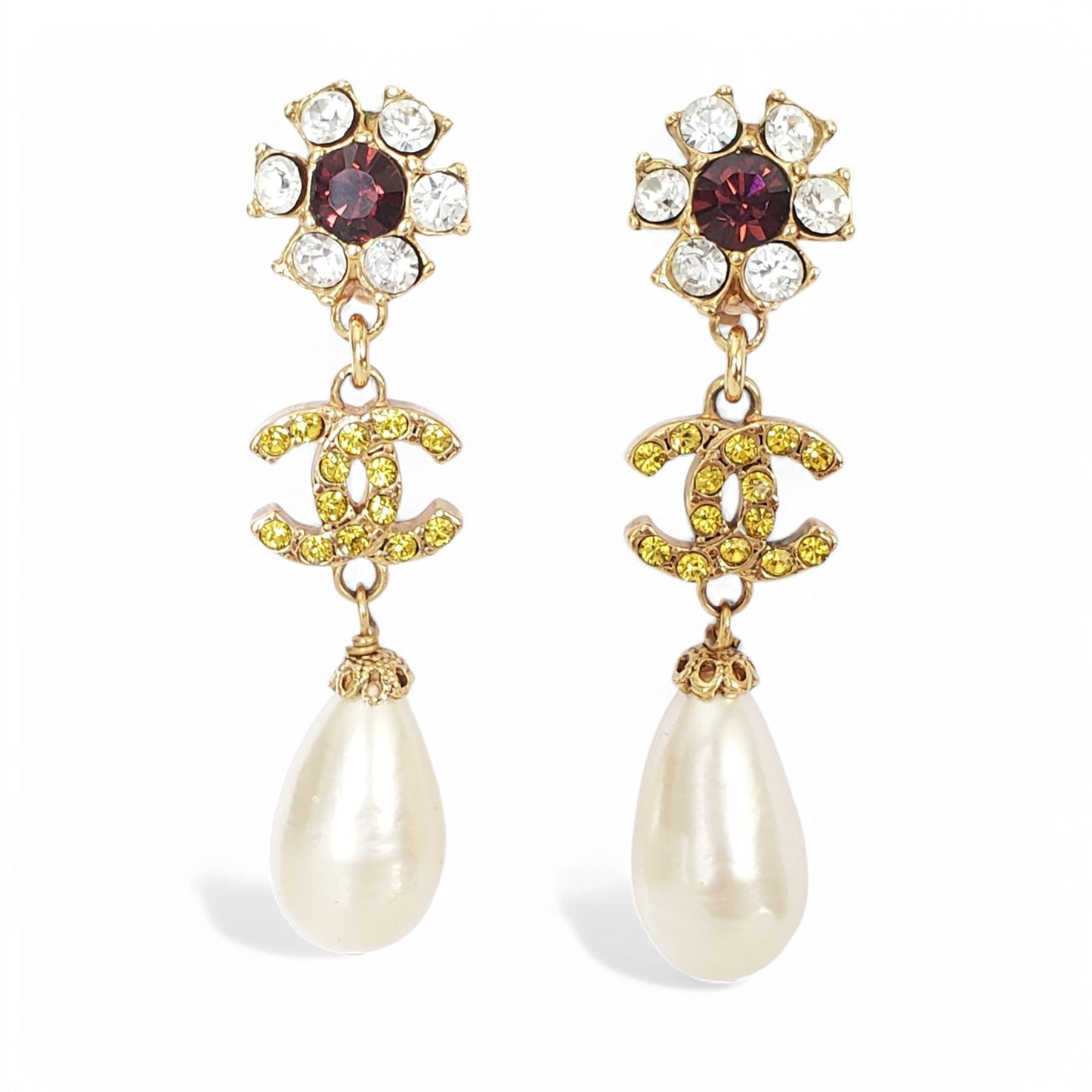 Vintage Chanel Pearl Dangle Drop Earrings