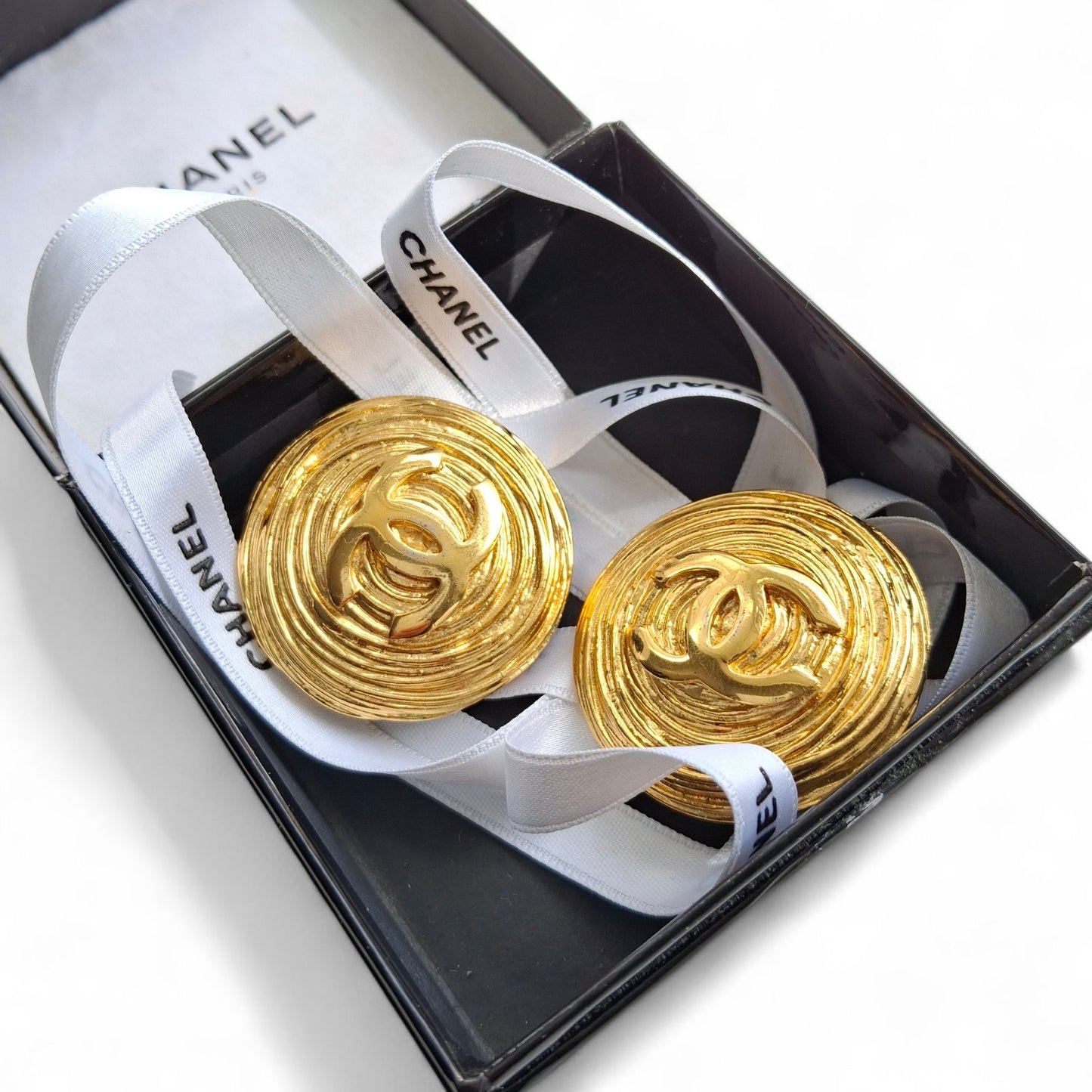 1980s Vintage Chanel Gold Plated CC Logo Earrings