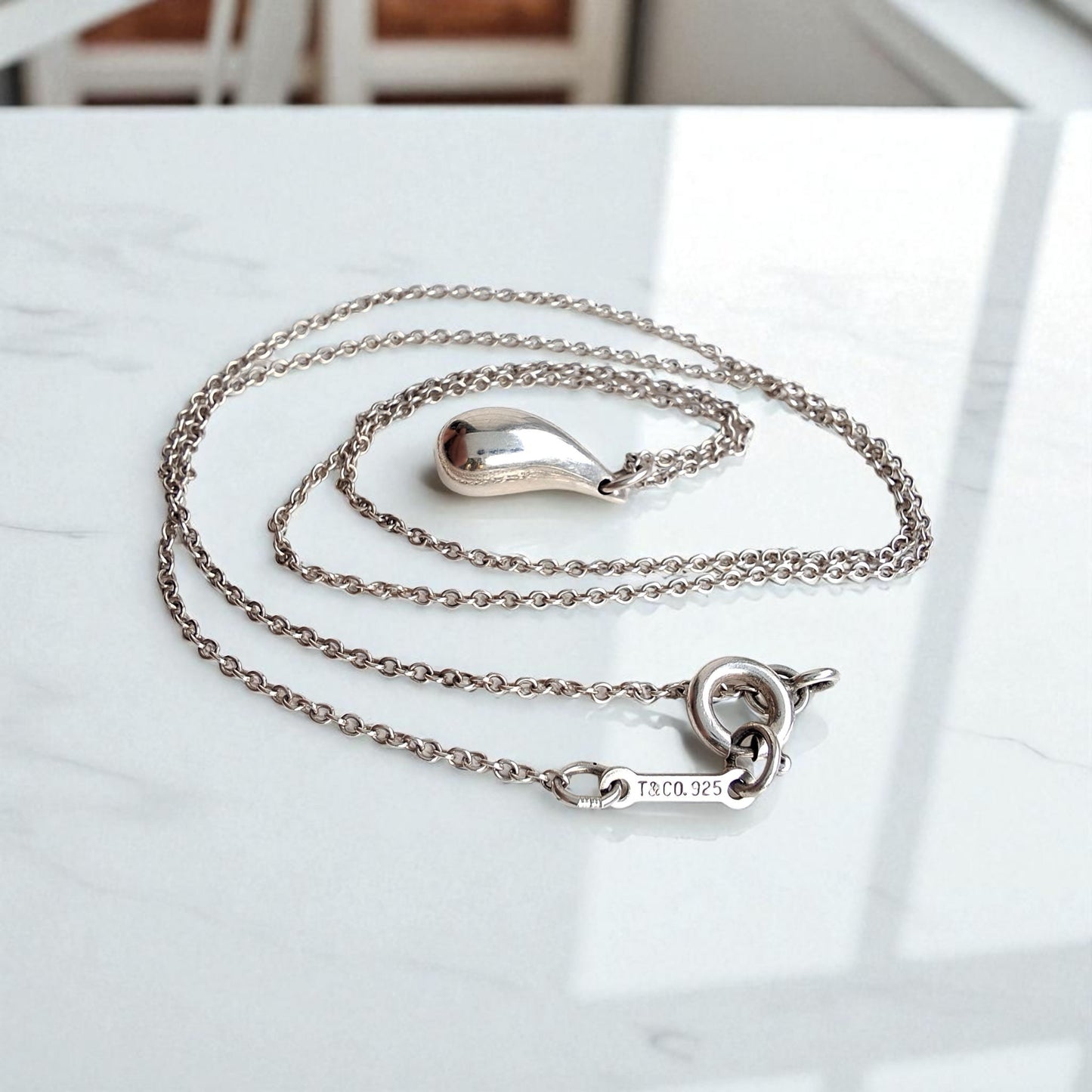 Tiffany & Co Teardrop Necklace by Elsa Peretti