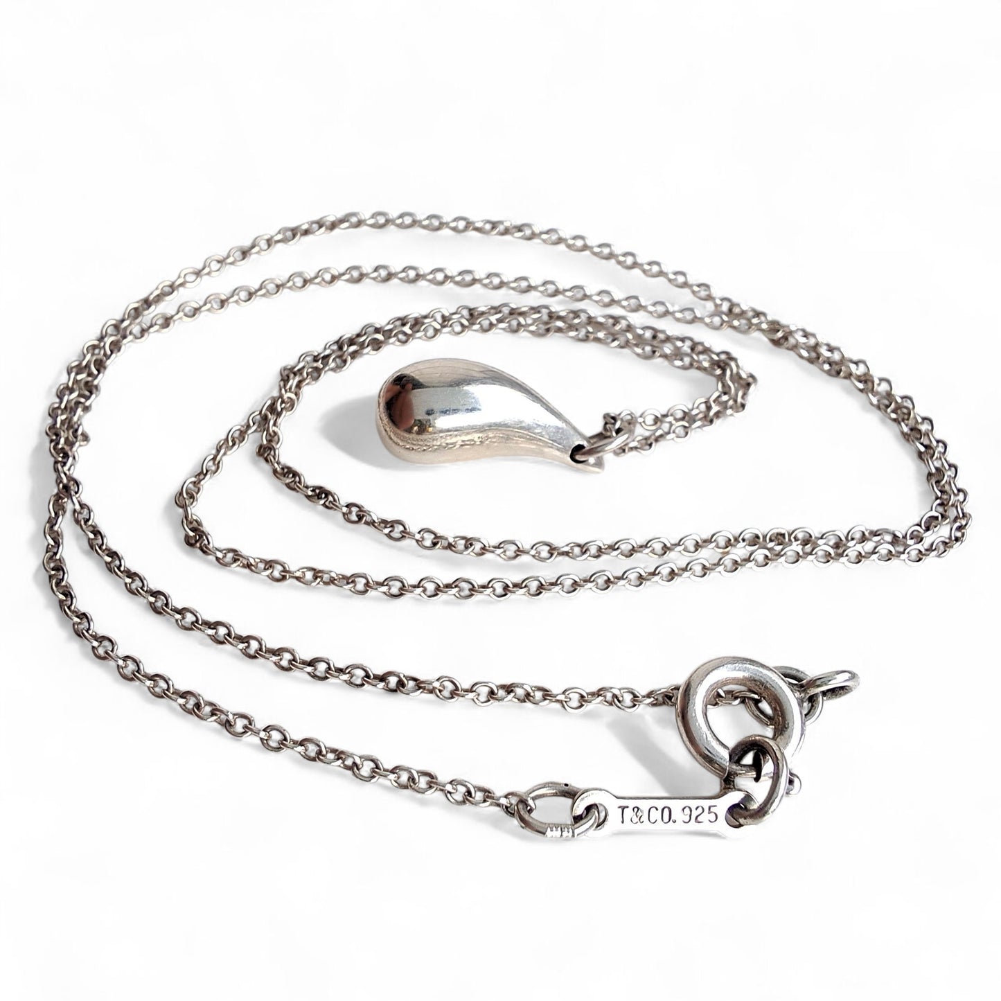 Tiffany & Co Teardrop Necklace by Elsa Peretti