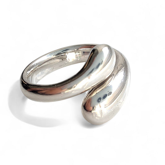 Vintage Elsa Peretti Sterling Silver Teardrop Ring