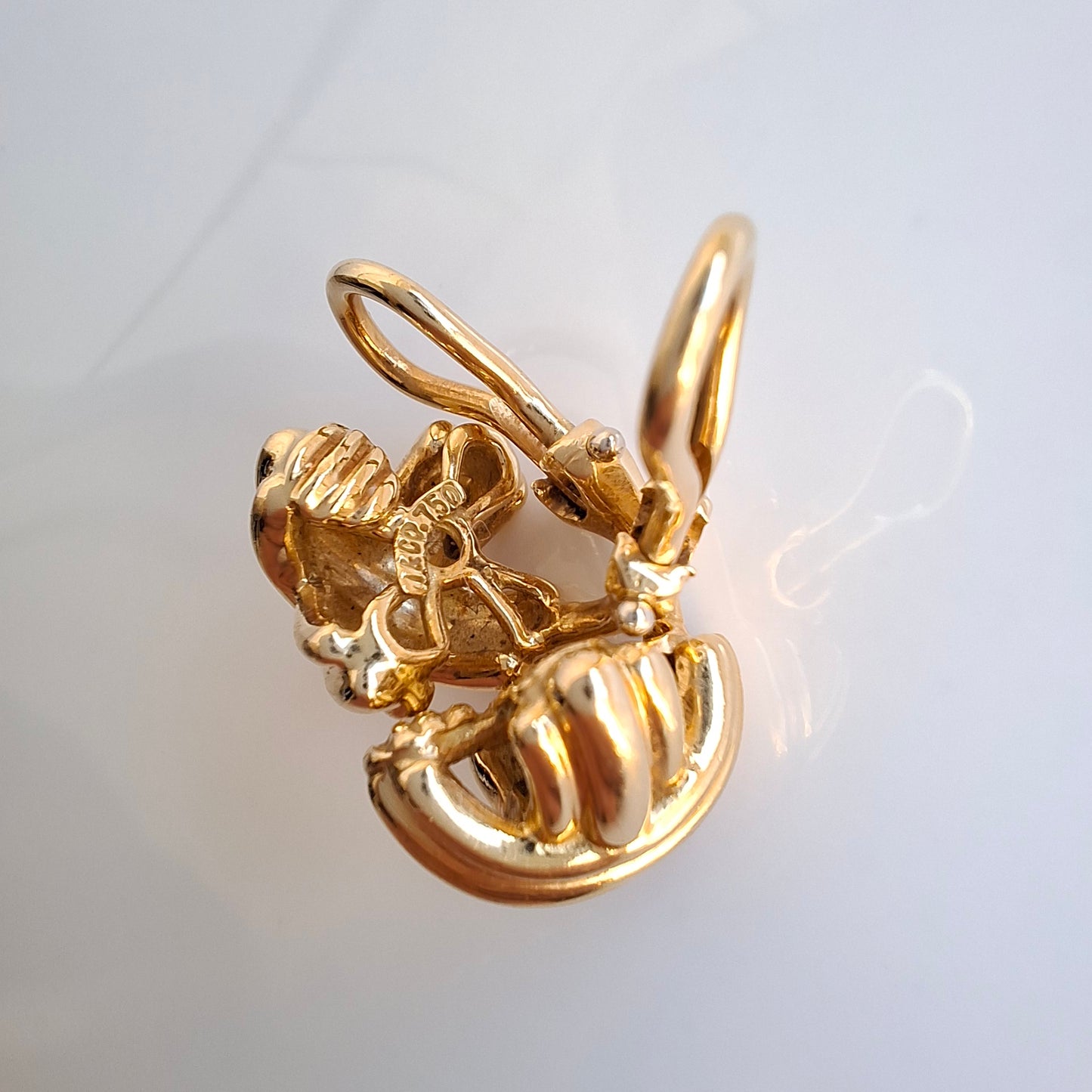 Vintage Tiffany & Co Signature X Clip-on Earrings in Solid 18k Gold