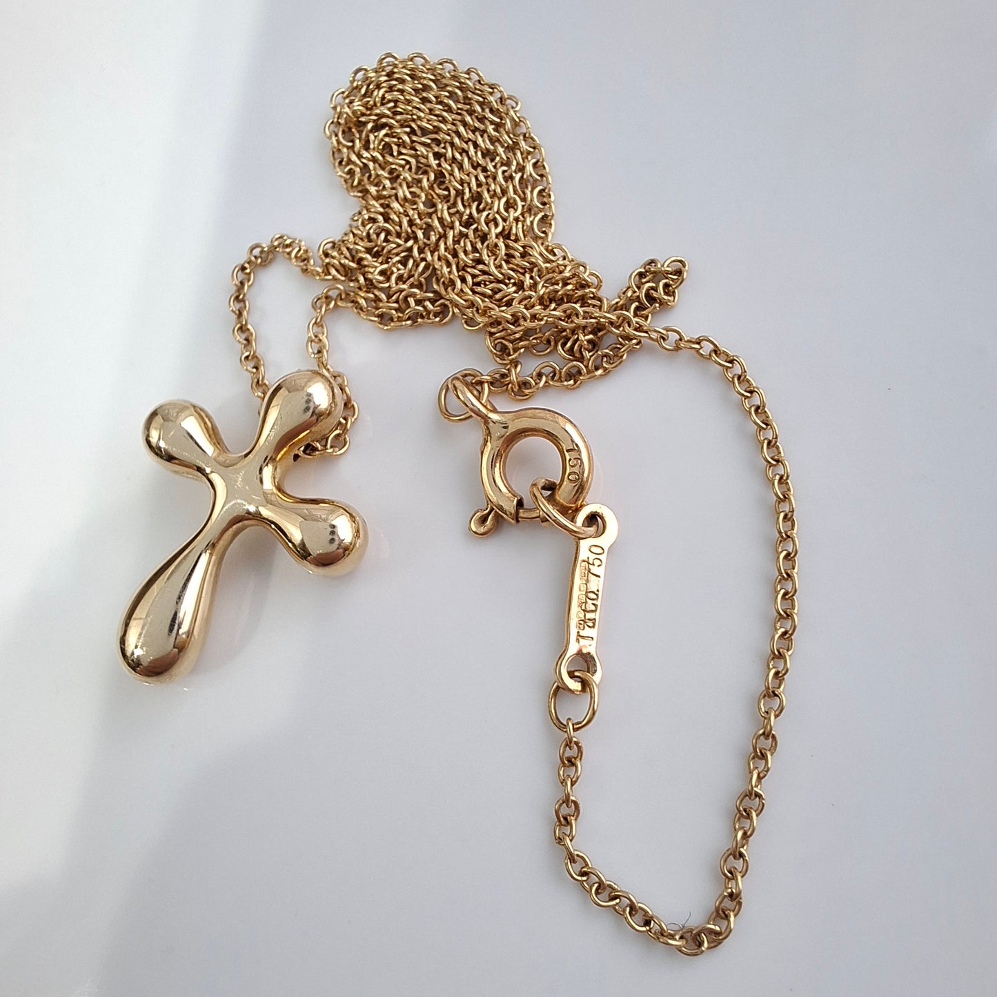 Vintage Elsa Peretti Tiffany & Co Hallmarked 18k Solid Gold Cross Pendant Necklace