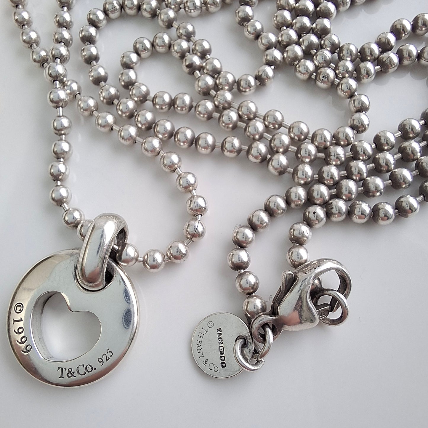 Vintage Tiffany & Co Hallmarked Sterling Silver Stencil Heart Pendant Necklace