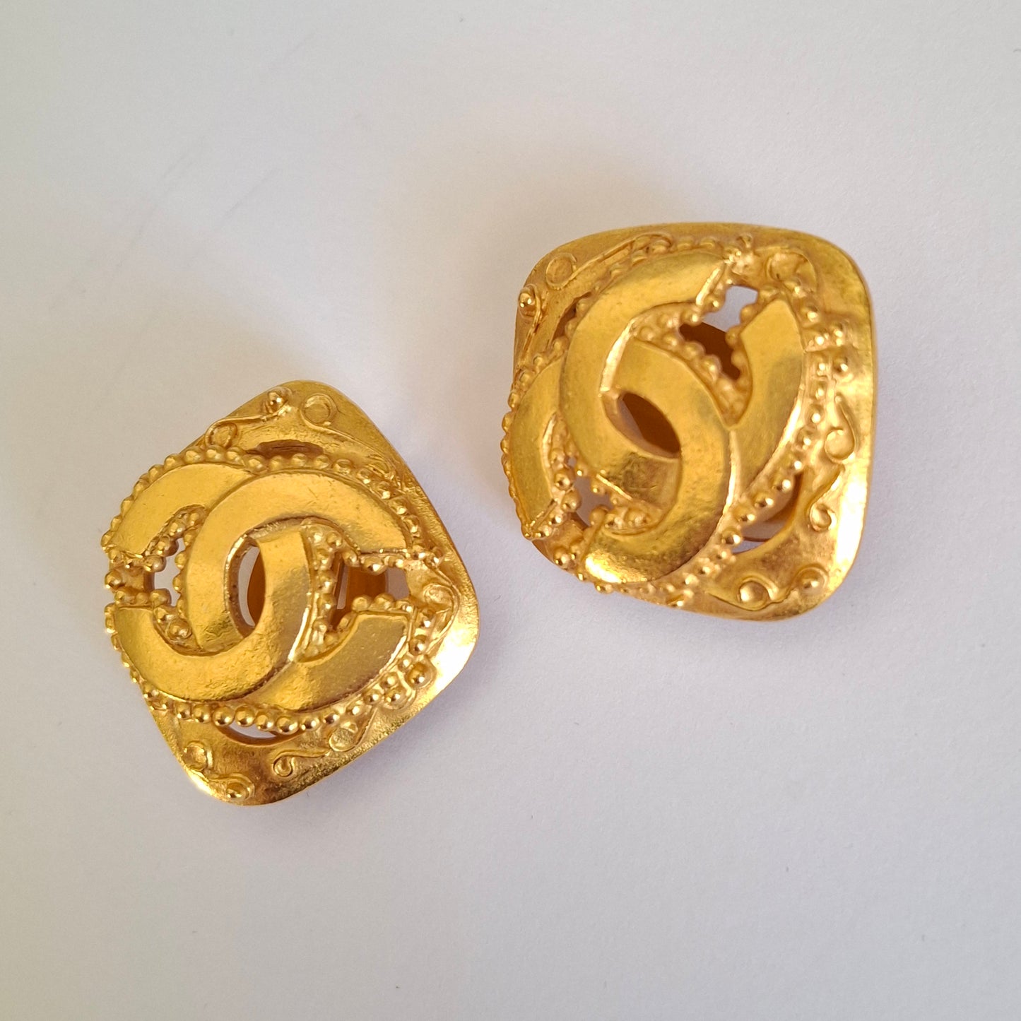 Vintage Chanel CC Logo Clip-on Earrings