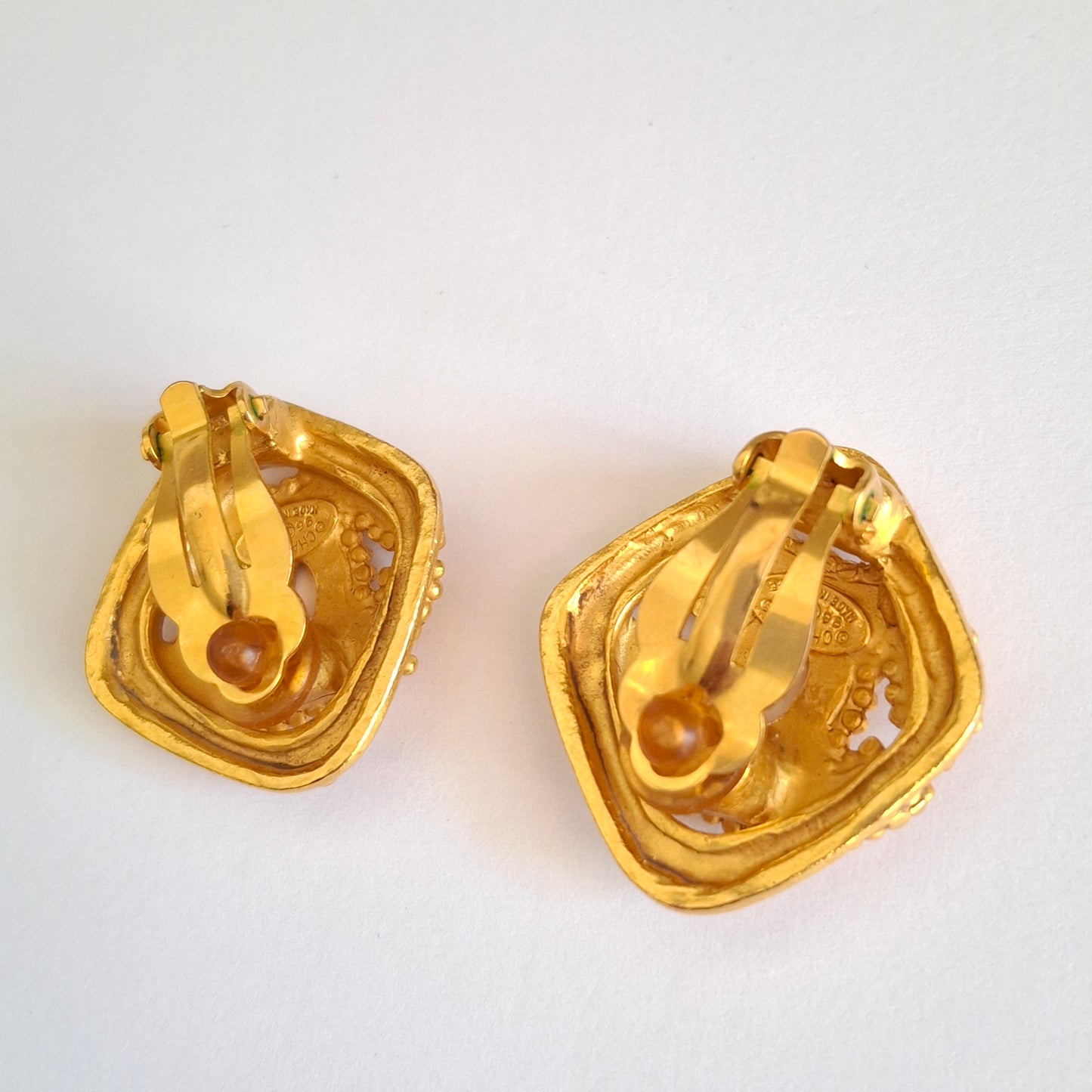 Vintage Chanel CC Logo Clip-on Earrings
