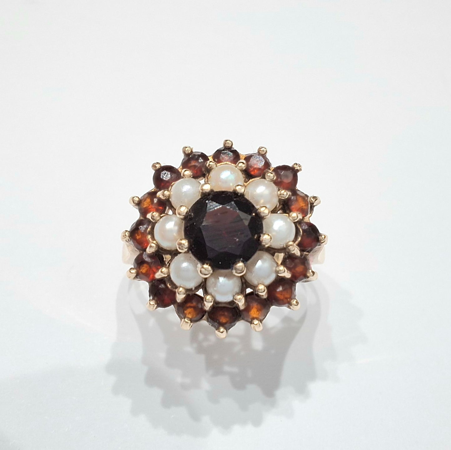 9ct Gold Garnet & Seed Pearl Cluster Ring