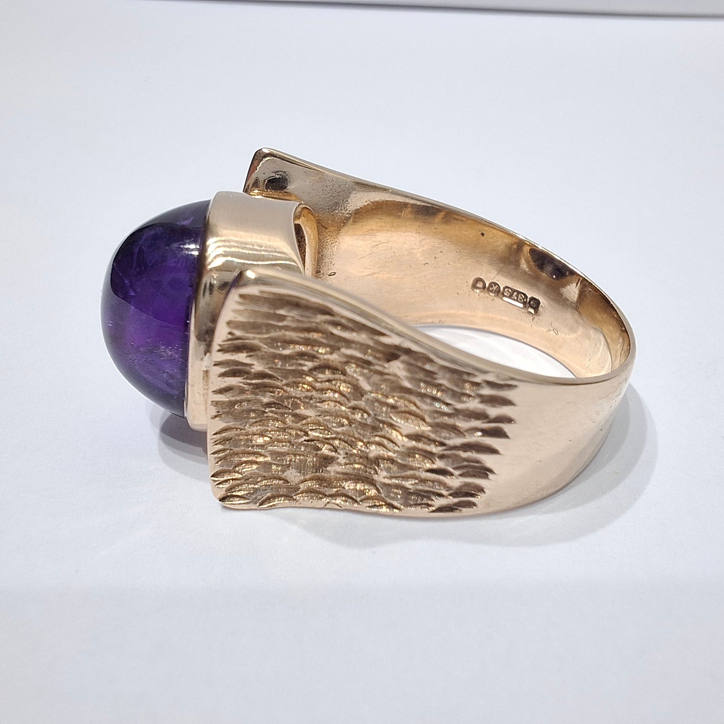 1960s Mid Century Modern Amethyst and Gold Statement Ring by Younger & Brill