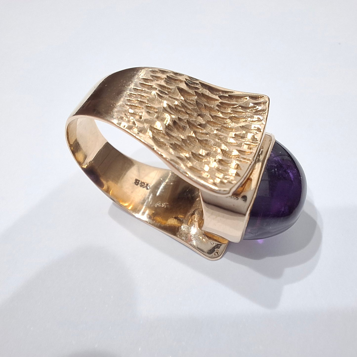 1960s Mid Century Modern Amethyst and Gold Statement Ring by Younger & Brill