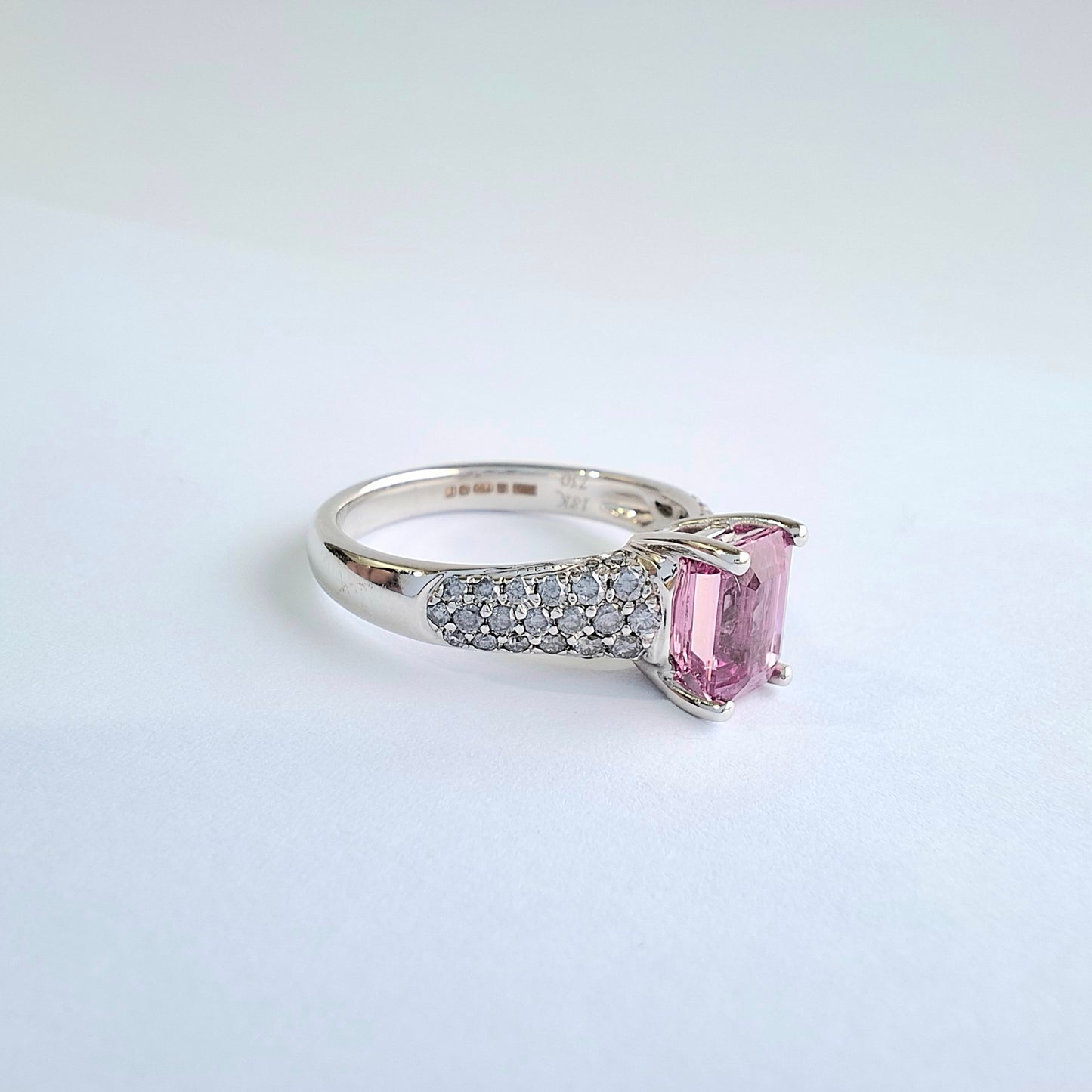 18k White Gold Pink Sapphire & Diamond Dress Ring