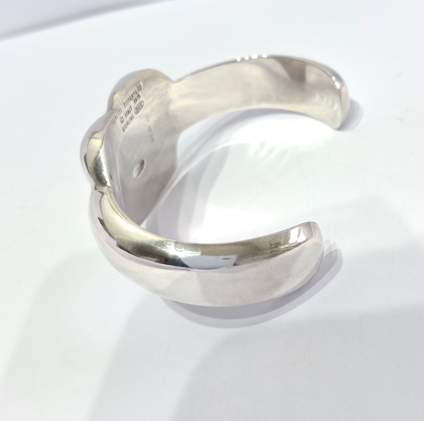 Vintage 1978 Elsa Peretti Love Knot Cuff Bracelet in 925 Sterling Silver
