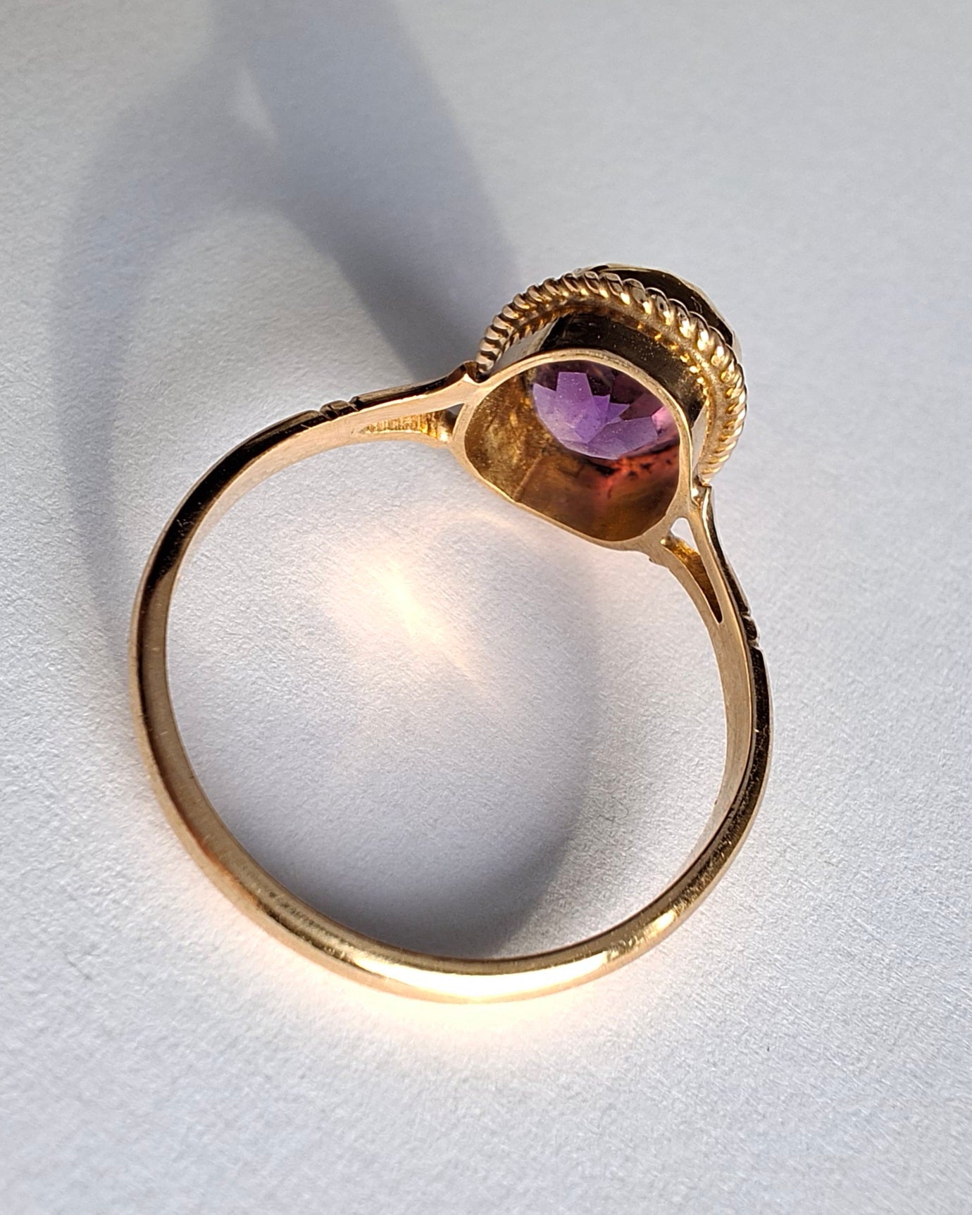 Vintage Amethyst Single Stone Ring in Hallmarked 9ct Gold