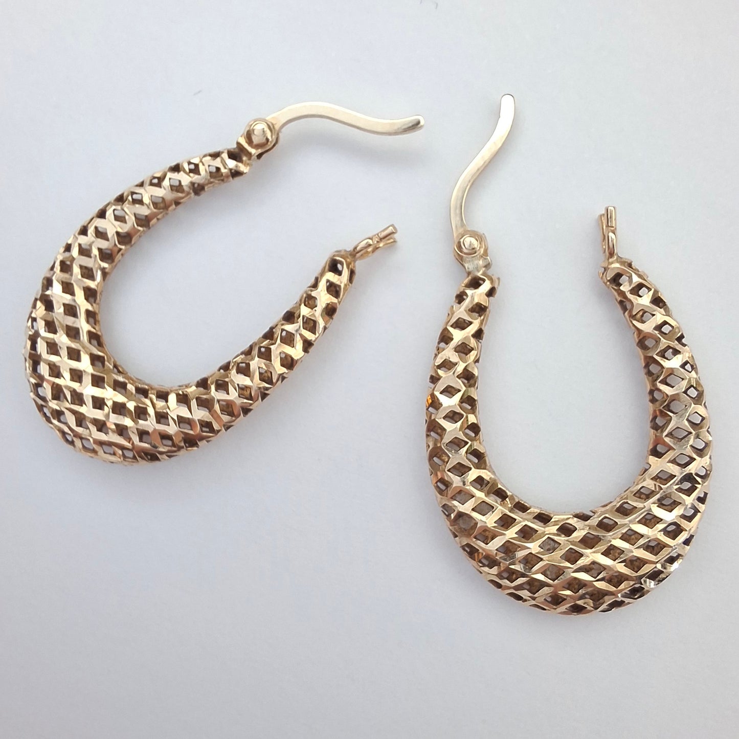 Vintage 9ct Gold Filigree Hoop Earrings