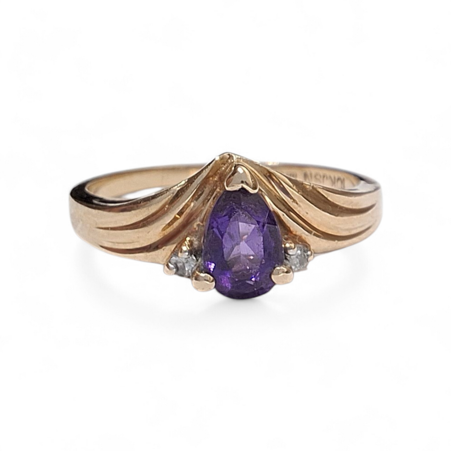 Vintage 9ct Gold Amethyst & Diamond Ring
