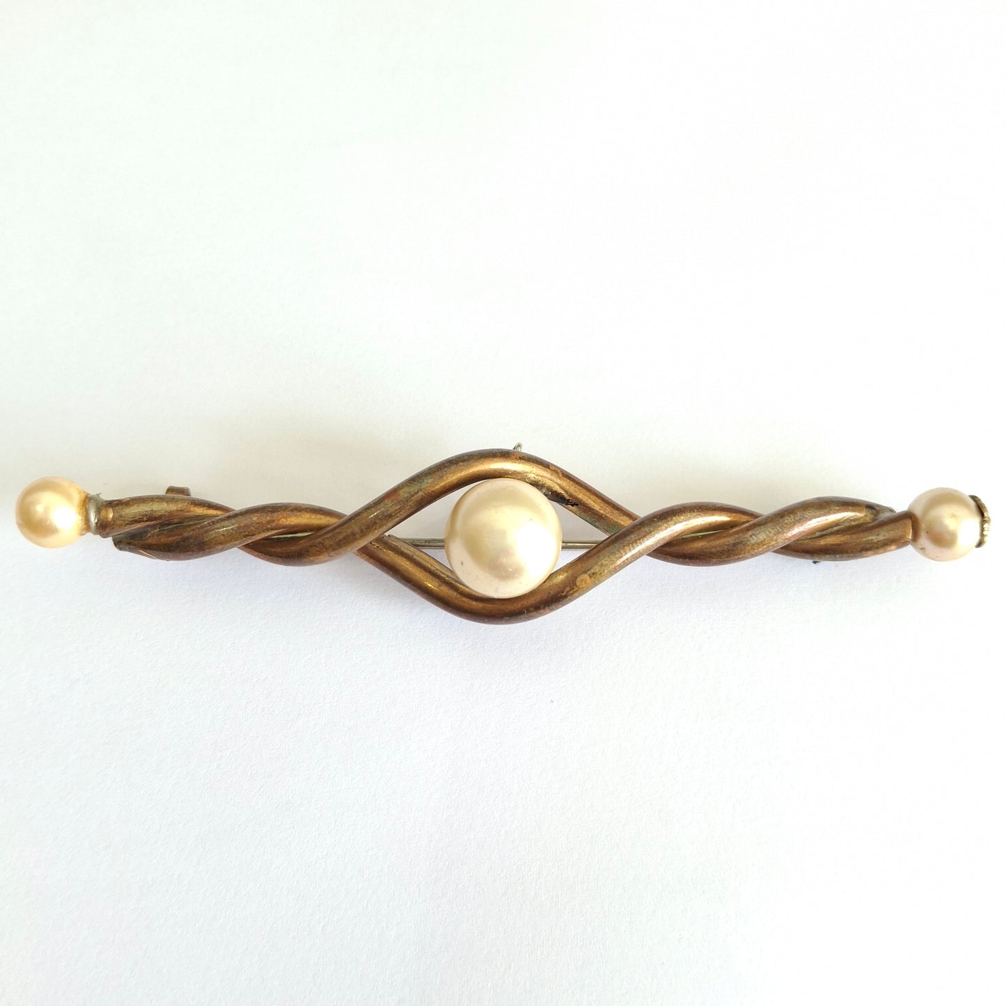 Vintage 1961 Chanel Pearl & Gilt Metal Lapel Pin / Bar Brooch