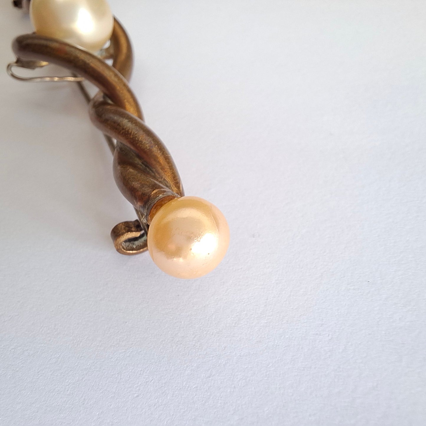 Vintage 1961 Chanel Pearl & Gilt Metal Lapel Pin / Bar Brooch