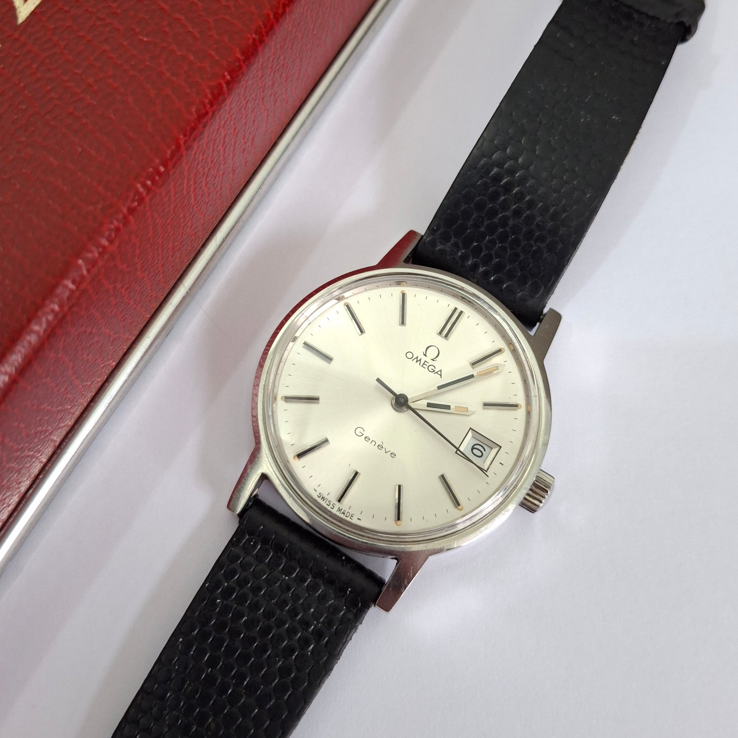 Vintage 1970s Omega Geneve Swiss Made Manual Wristwatch