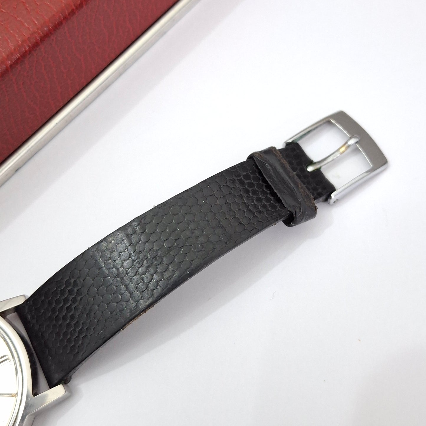 Vintage 1970s Omega Geneve Swiss Made Manual Wristwatch