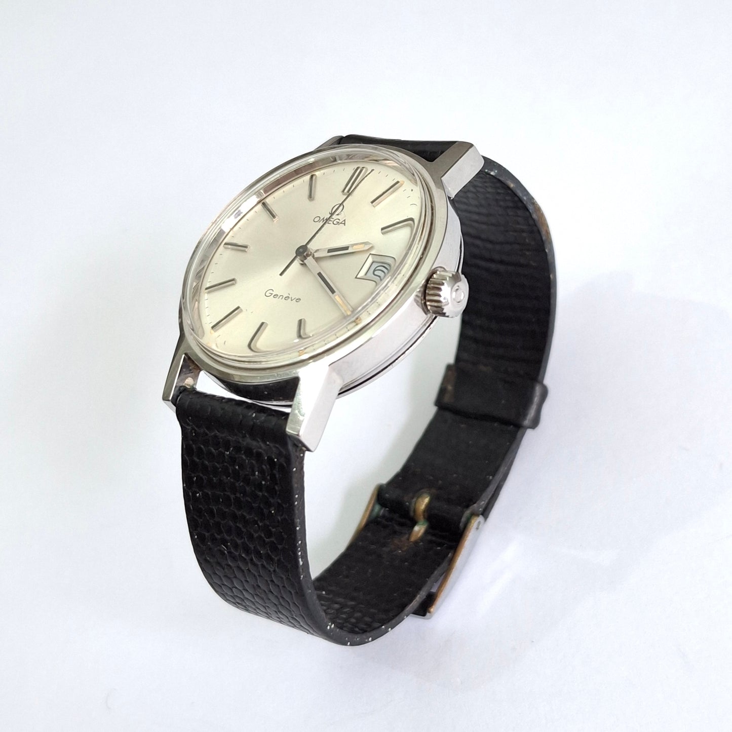 Vintage 1970s Omega Geneve Swiss Made Manual Wristwatch