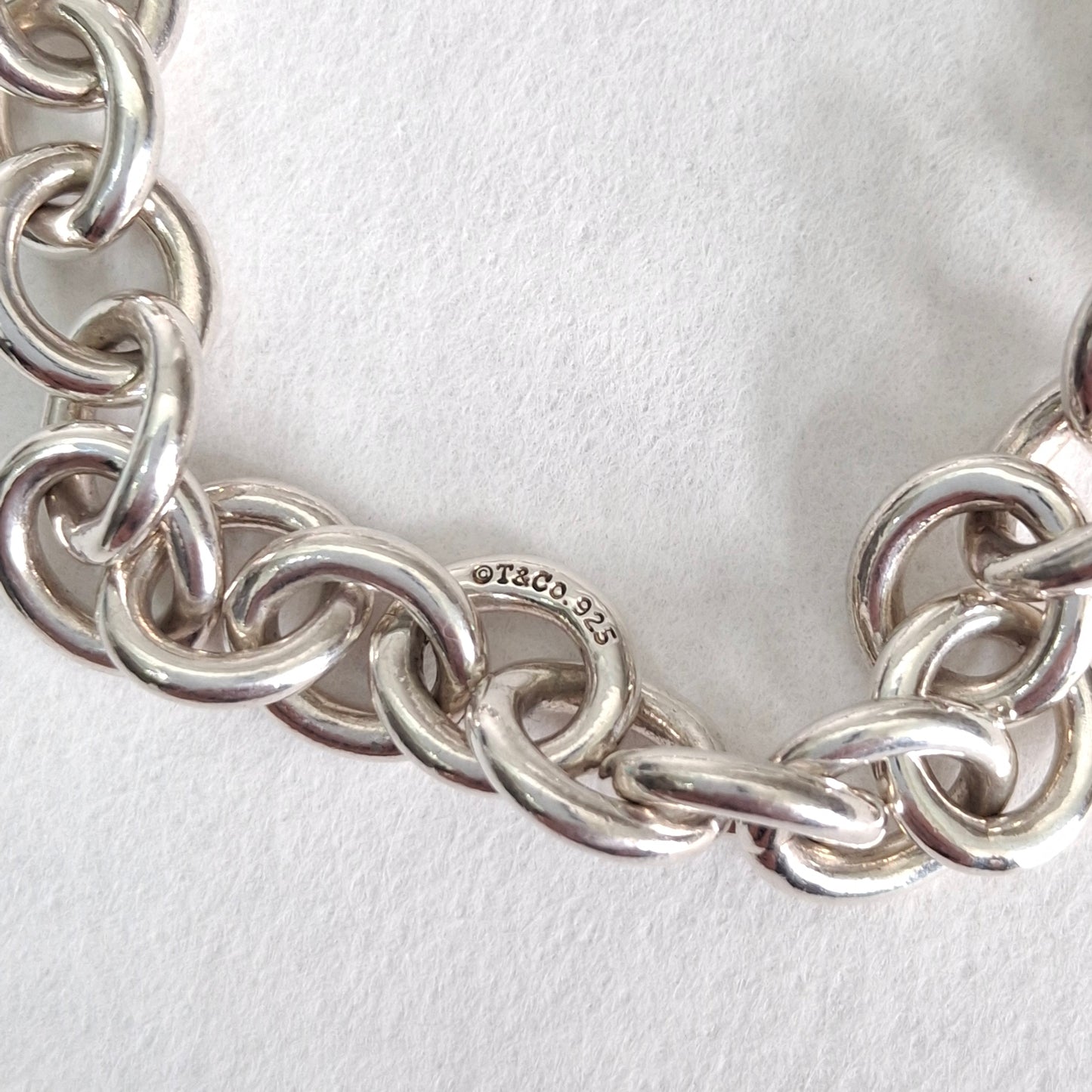 Tiffany & Co. Plain Round Link Hallmarked Solid 925 Sterling Silver Bracelet