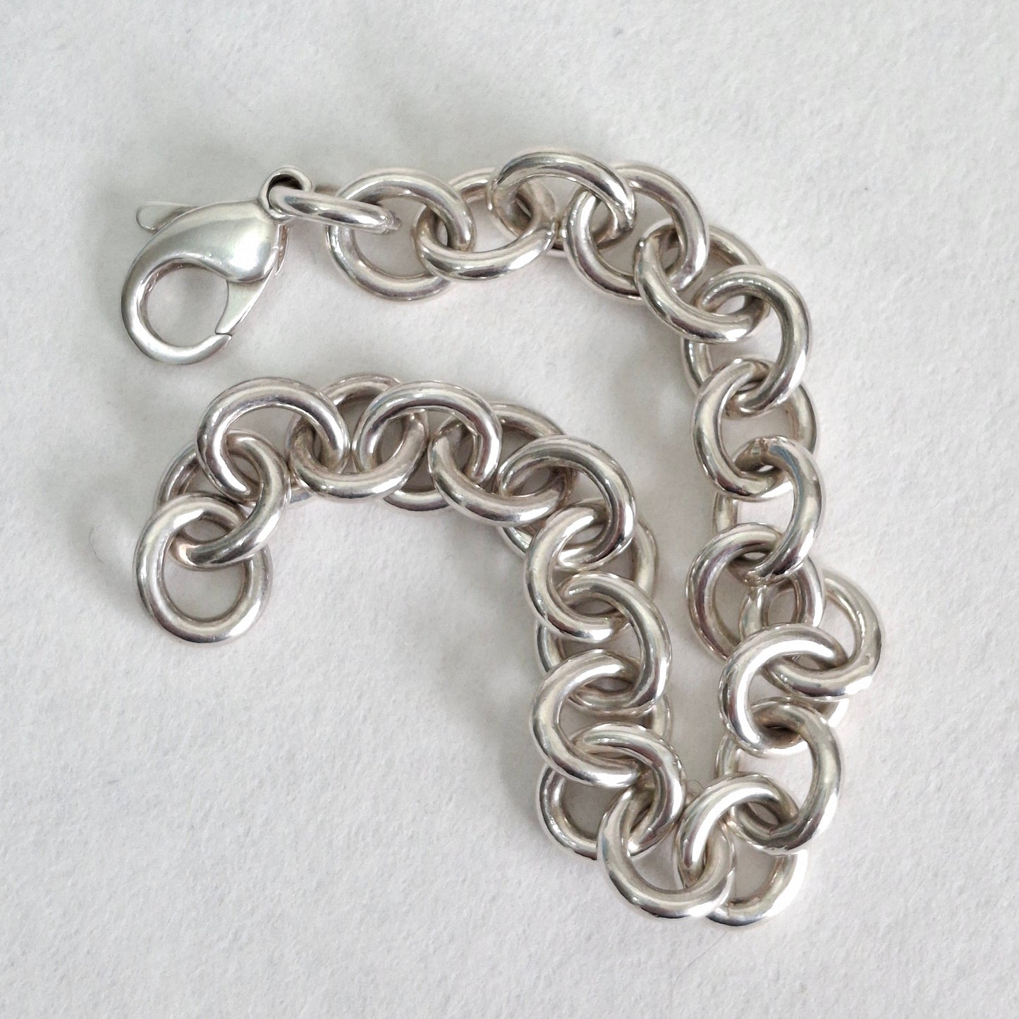 Tiffany & Co. Plain Round Link Hallmarked Solid 925 Sterling Silver Bracelet