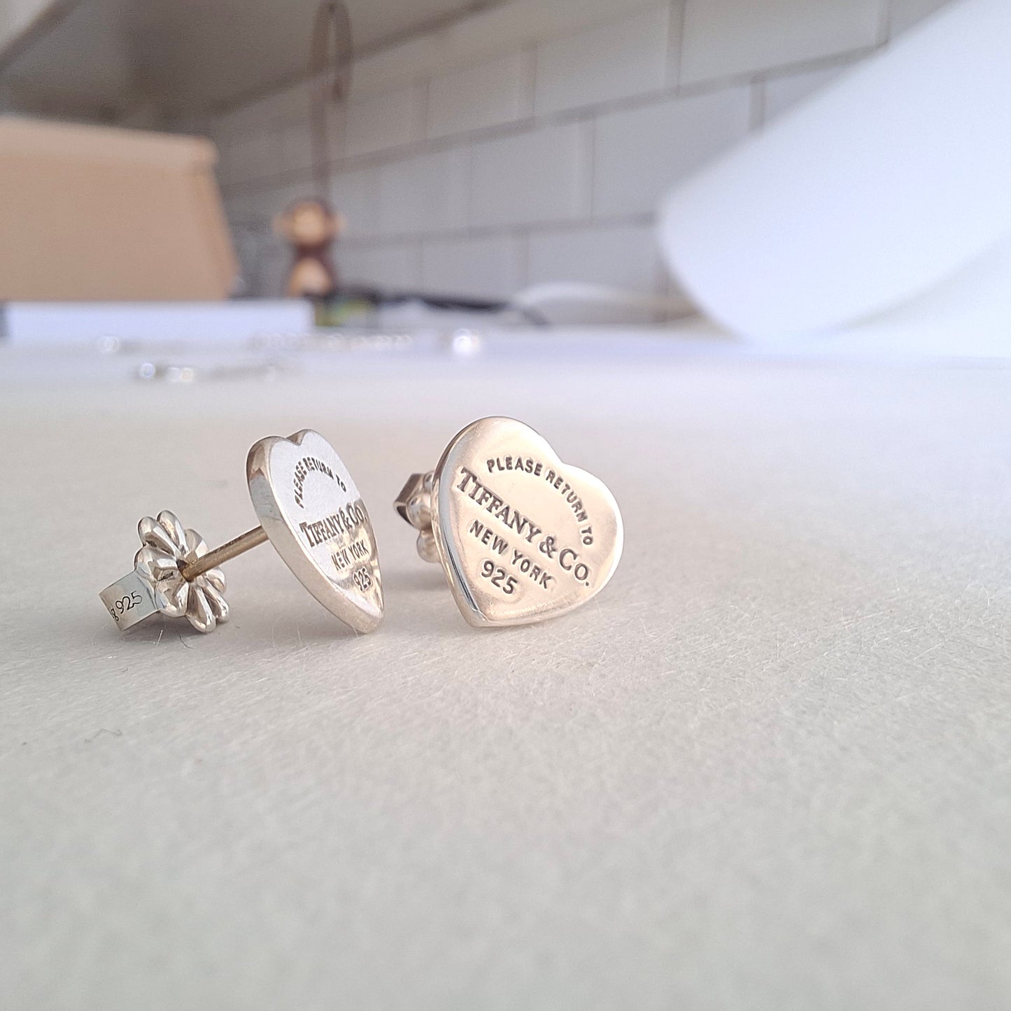 Return to Tiffany New York Heart Charm Stud Earrings in Sterling Silver