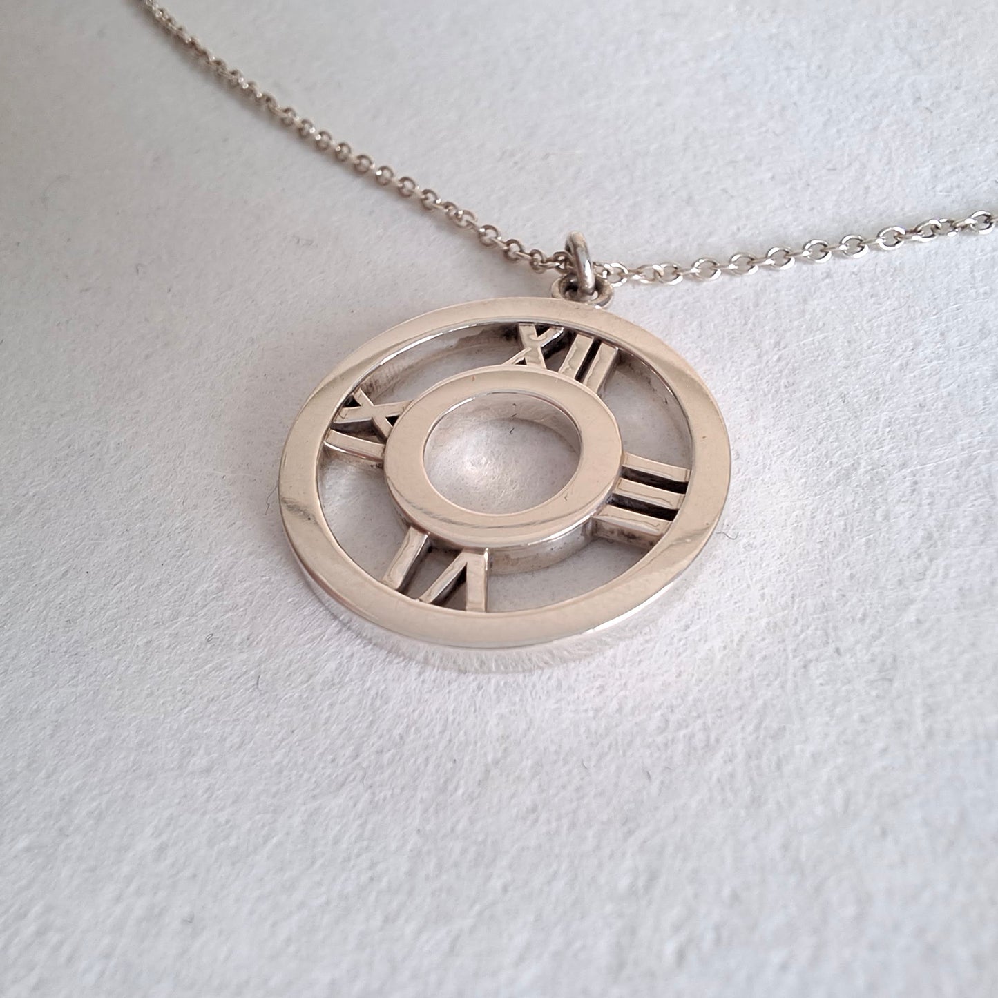 Vintage Tiffany & Co Round Atlas Pendant Necklace in 925 Sterling Silver