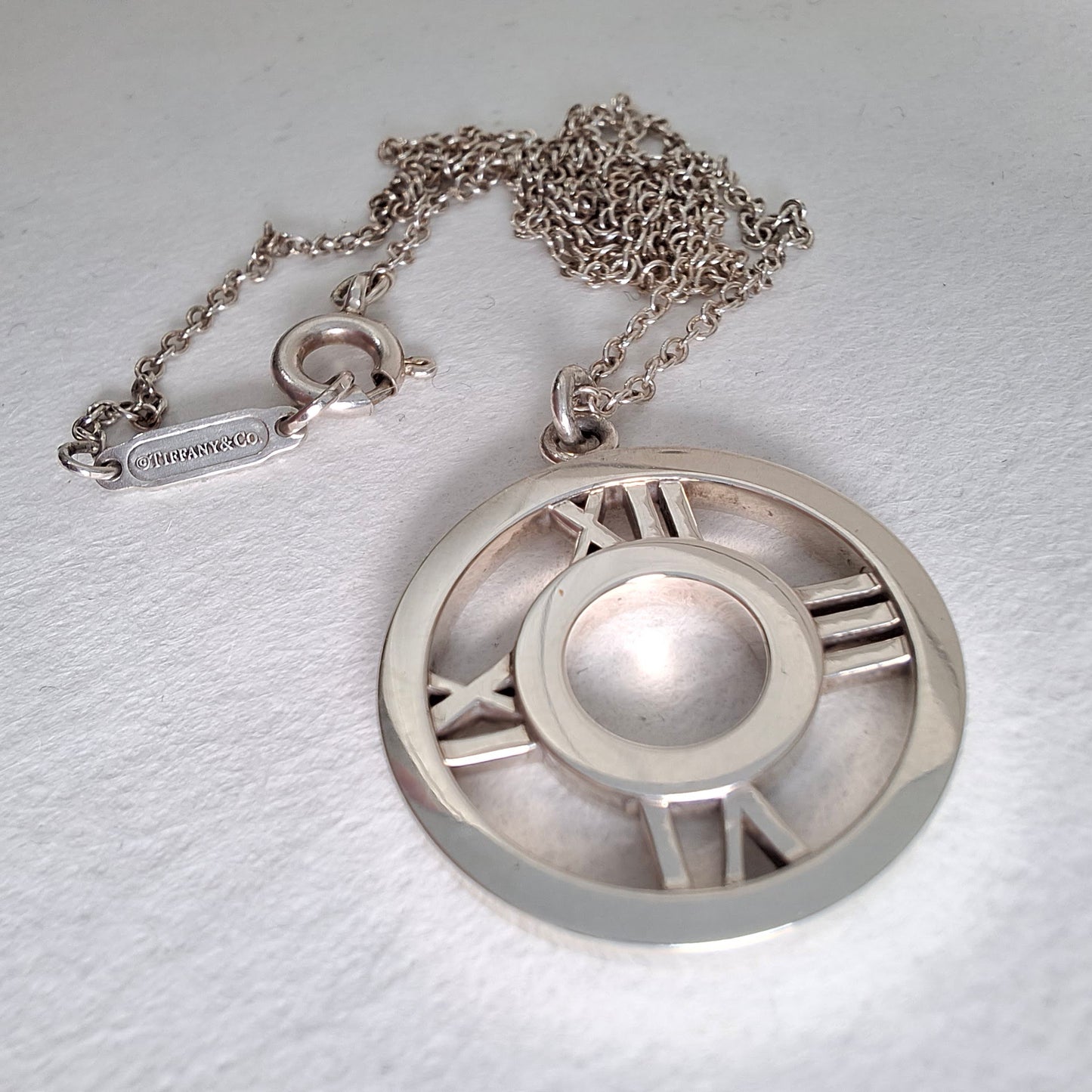 Vintage Tiffany & Co Round Atlas Pendant Necklace in 925 Sterling Silver