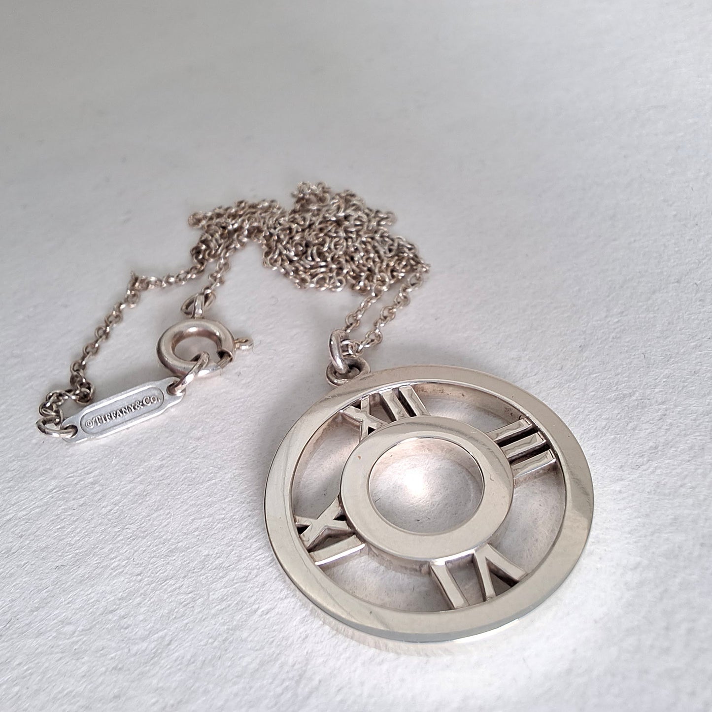 Vintage Tiffany & Co Round Atlas Pendant Necklace in 925 Sterling Silver