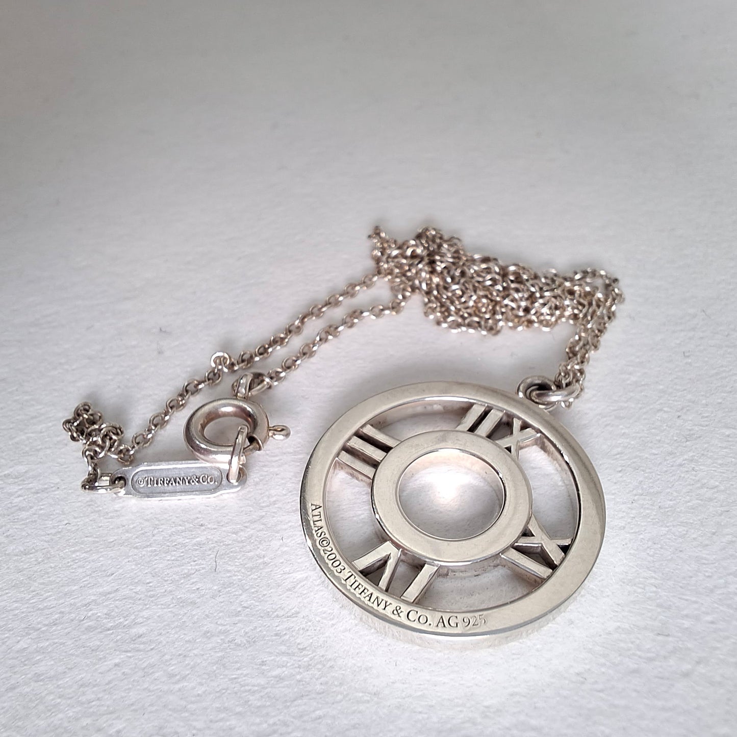 Vintage Tiffany & Co Round Atlas Pendant Necklace in 925 Sterling Silver