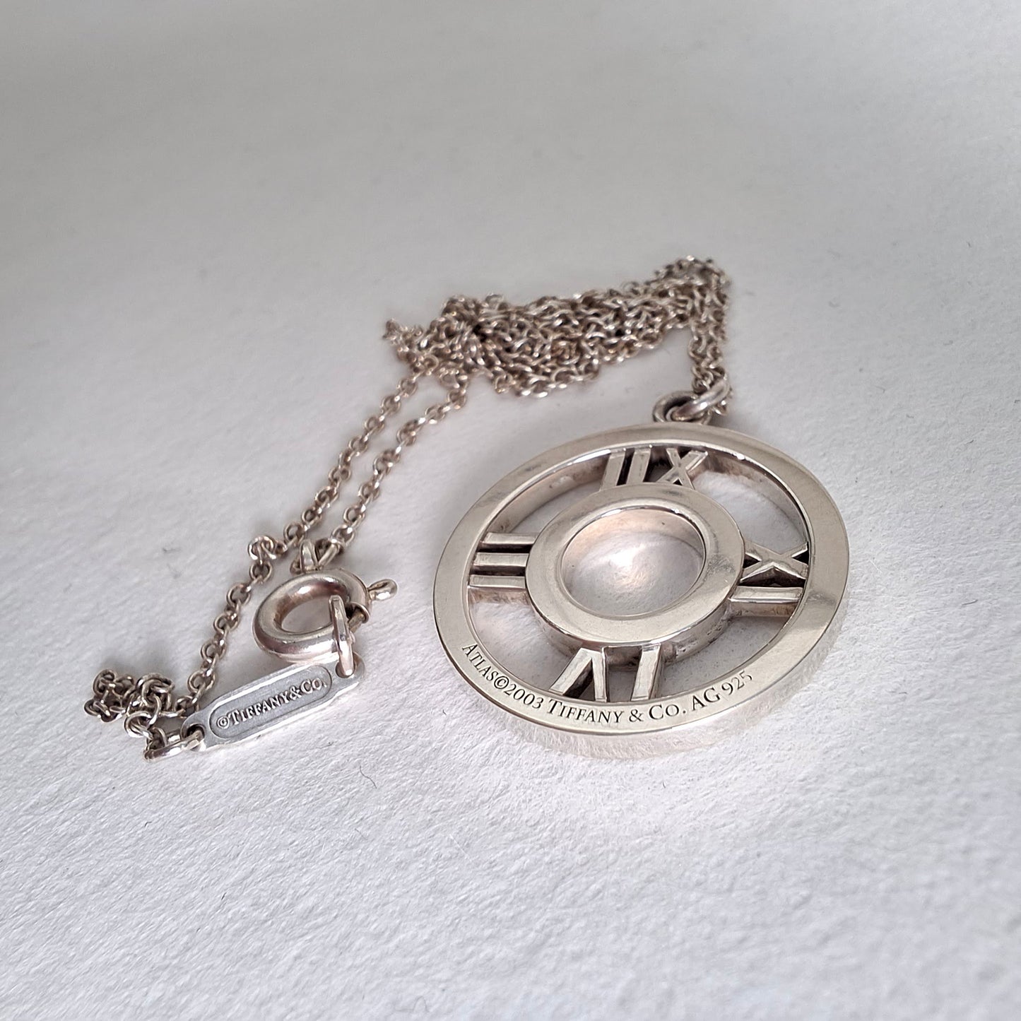 Vintage Tiffany & Co Round Atlas Pendant Necklace in 925 Sterling Silver