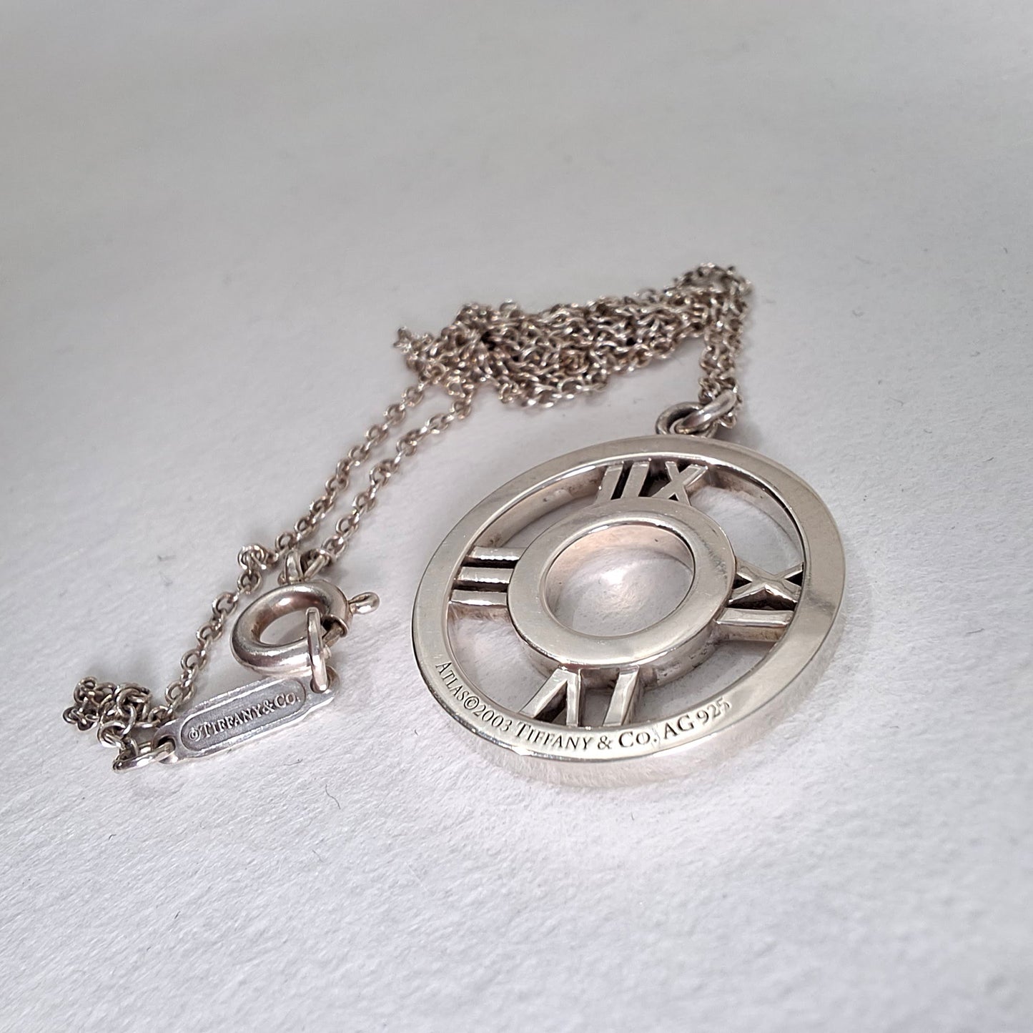 Vintage Tiffany & Co Round Atlas Pendant Necklace in 925 Sterling Silver