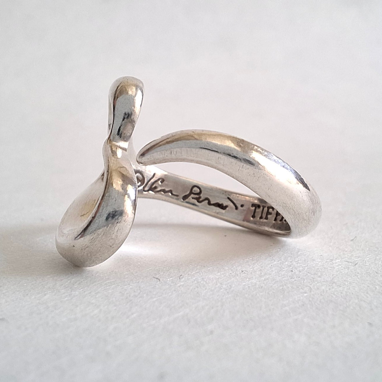 Vintage Tiffany & Co Elsa Peretti Design Open Heart Ring in 925 Sterling Silver