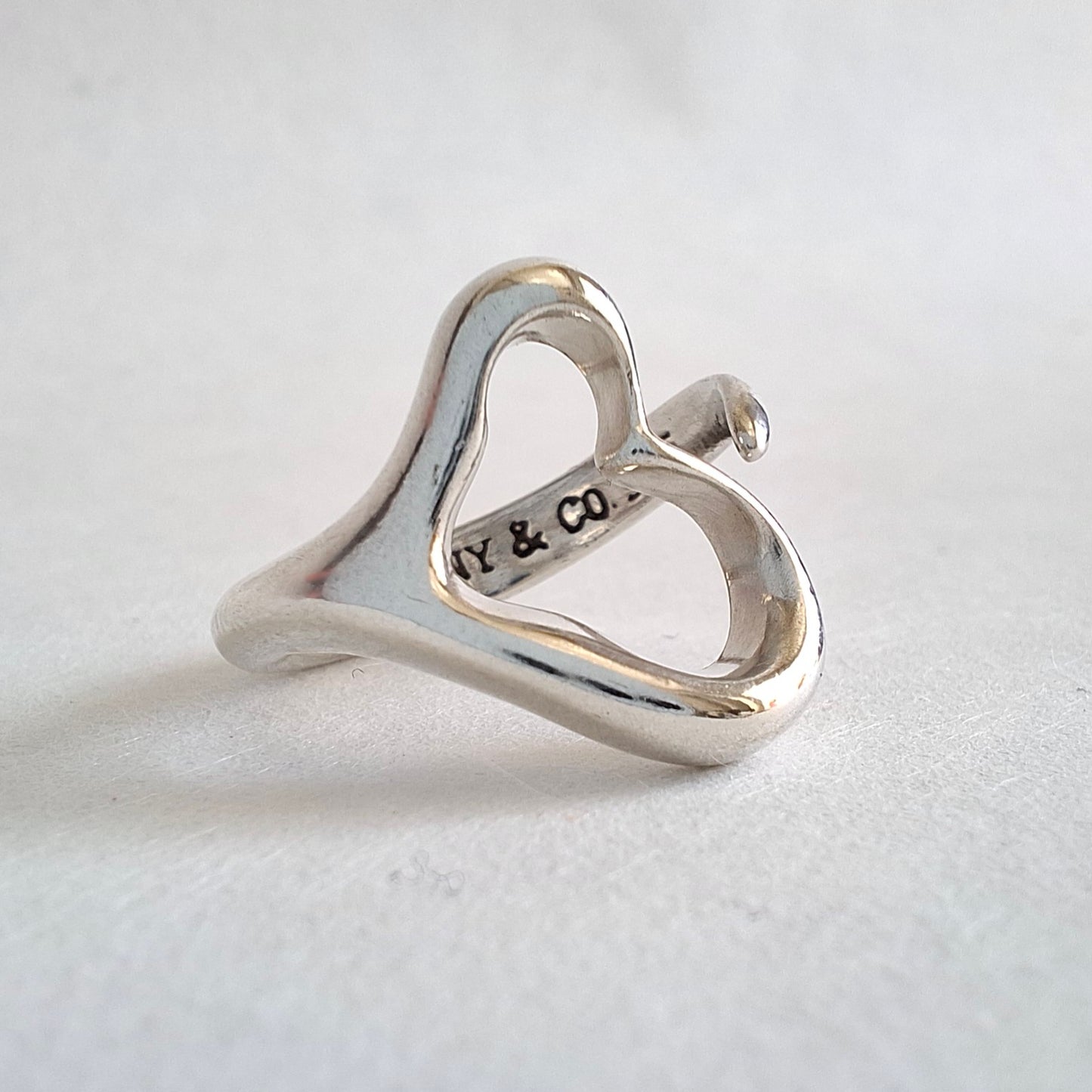 Vintage Tiffany & Co Elsa Peretti Design Open Heart Ring in 925 Sterling Silver