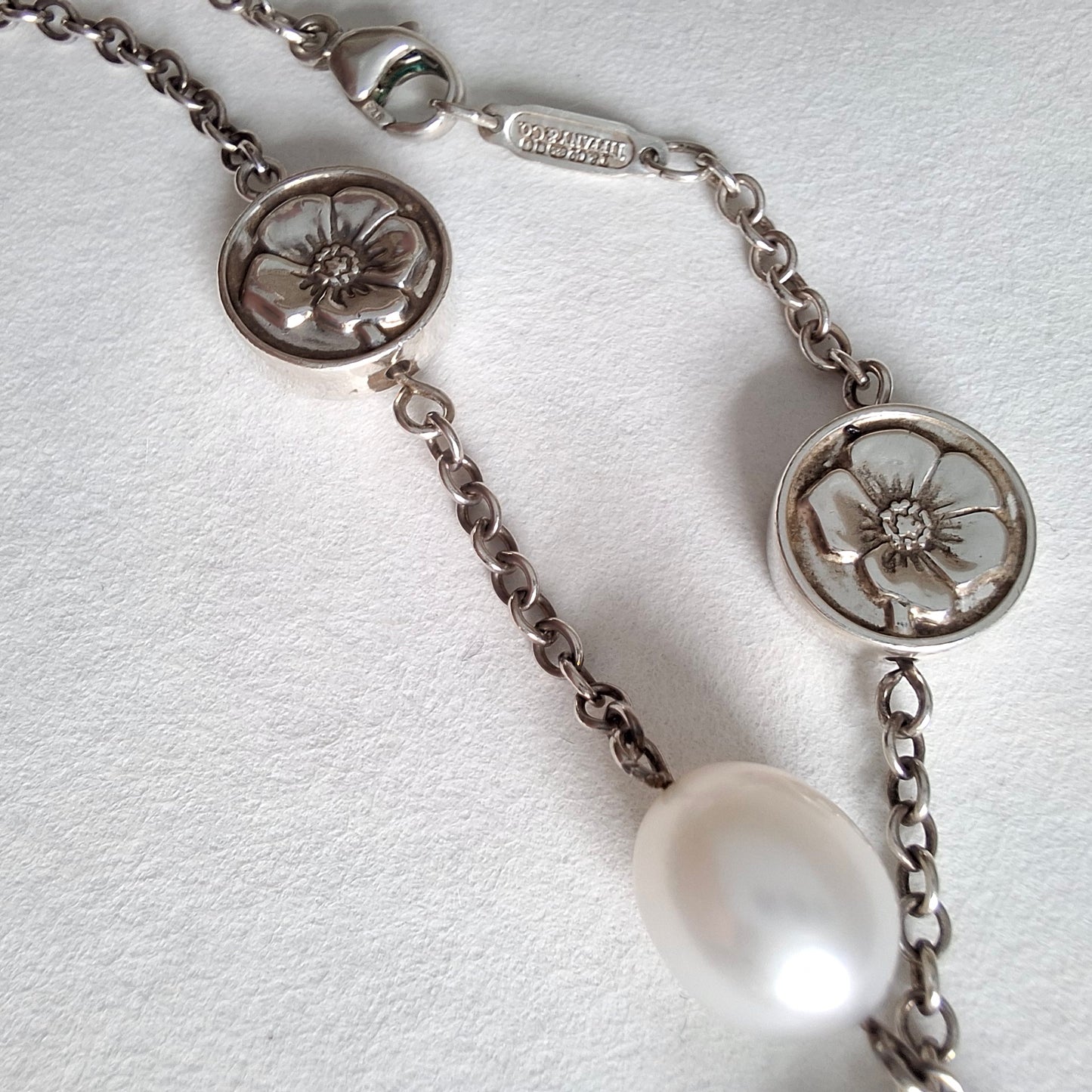 Tiffany & Co Pearl and Silver Necklace in Hallmarked Sterling Silver