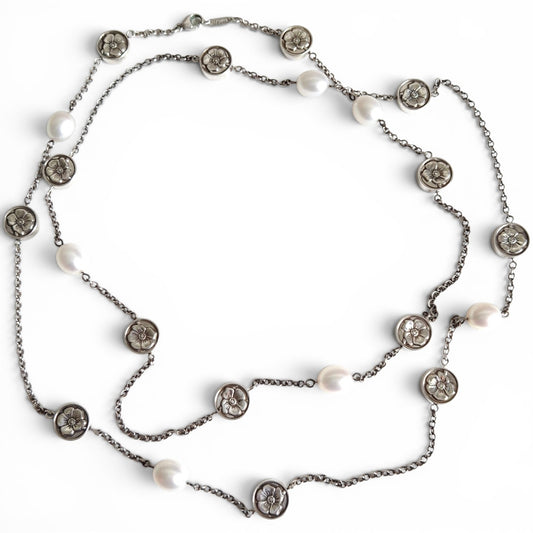 Tiffany & Co Pearl and Silver Necklace in Hallmarked Sterling Silver