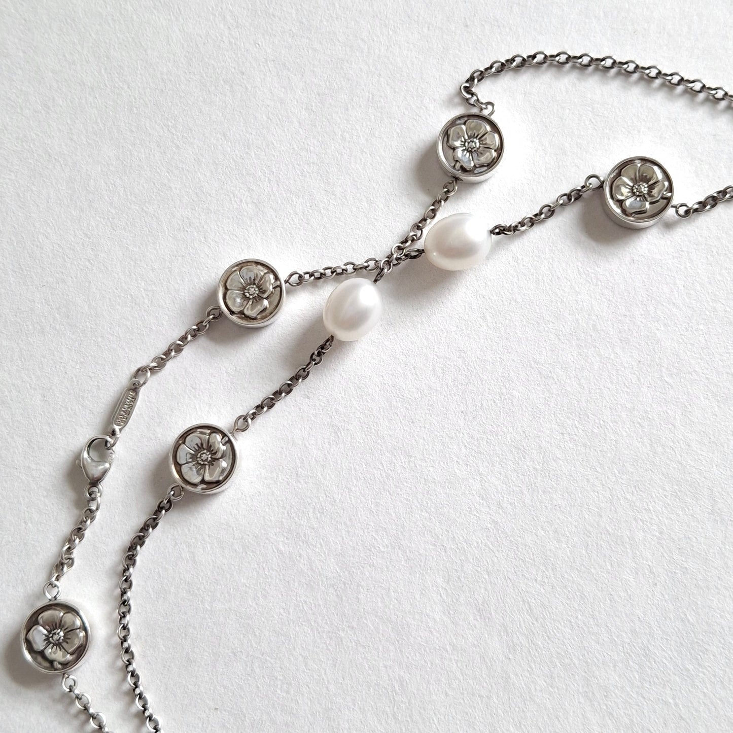 Tiffany & Co Pearl and Silver Necklace in Hallmarked Sterling Silver