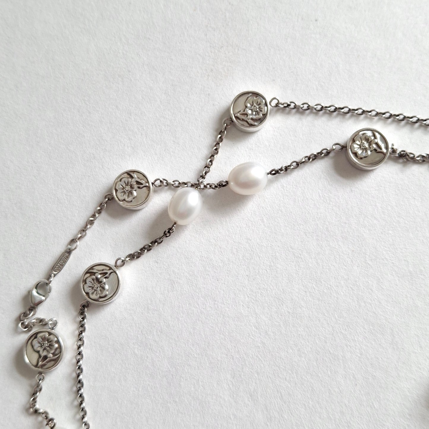 Tiffany & Co Pearl and Silver Necklace in Hallmarked Sterling Silver