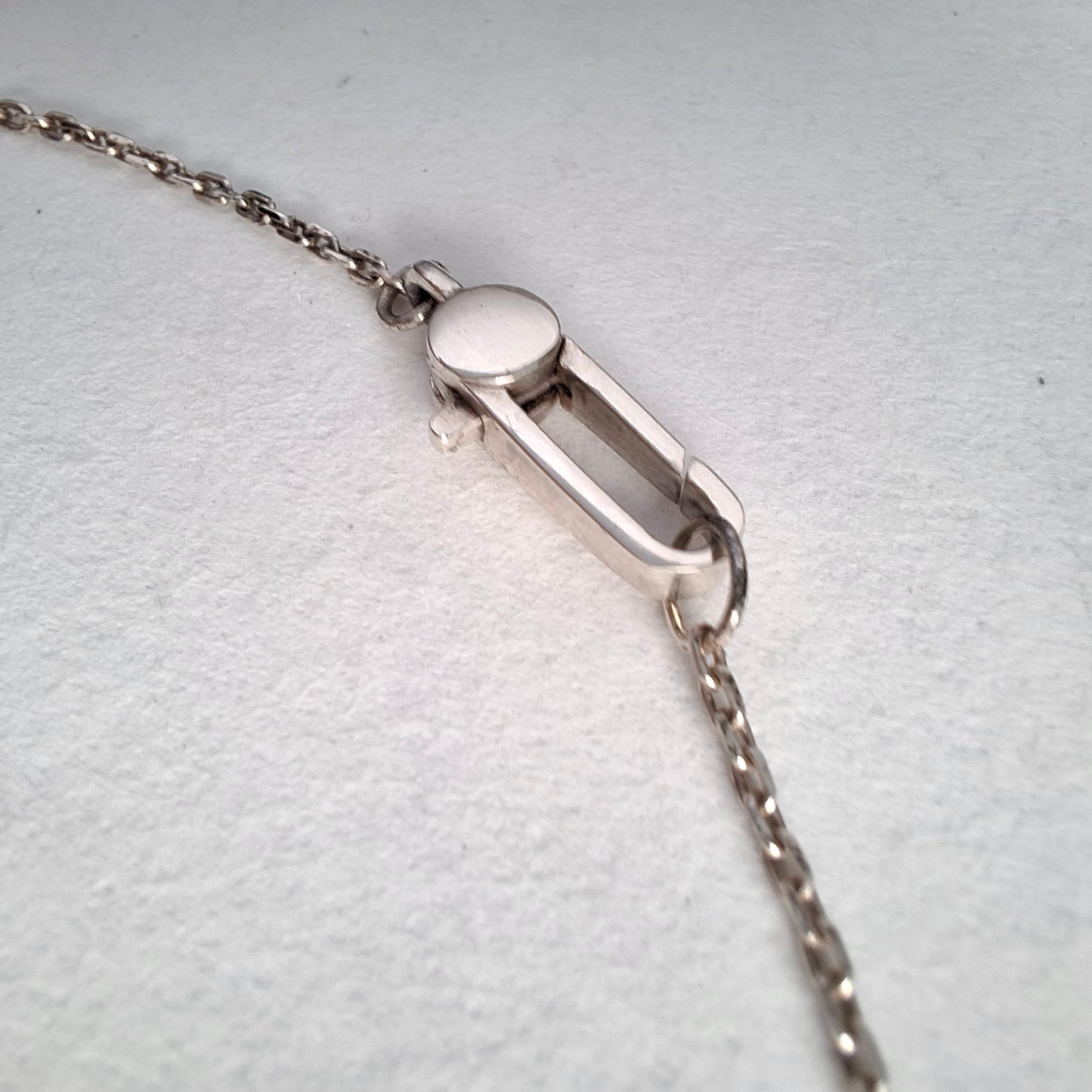 Gucci Heart Sterling Silver Trademark Logo Necklace