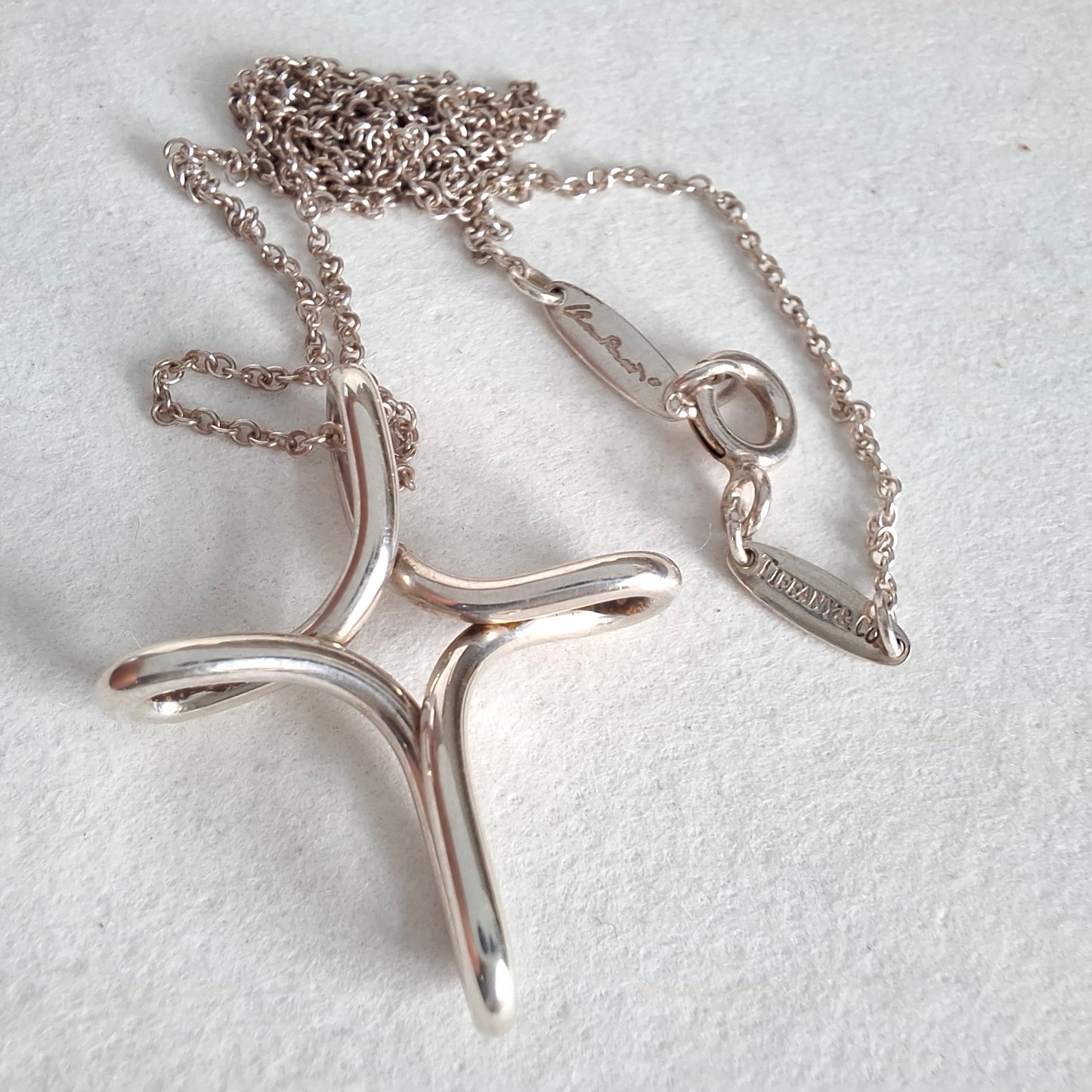 Tiffany & Co Elsa Peretti Design Infinity Cross Pendant Necklace in Sterling Silver