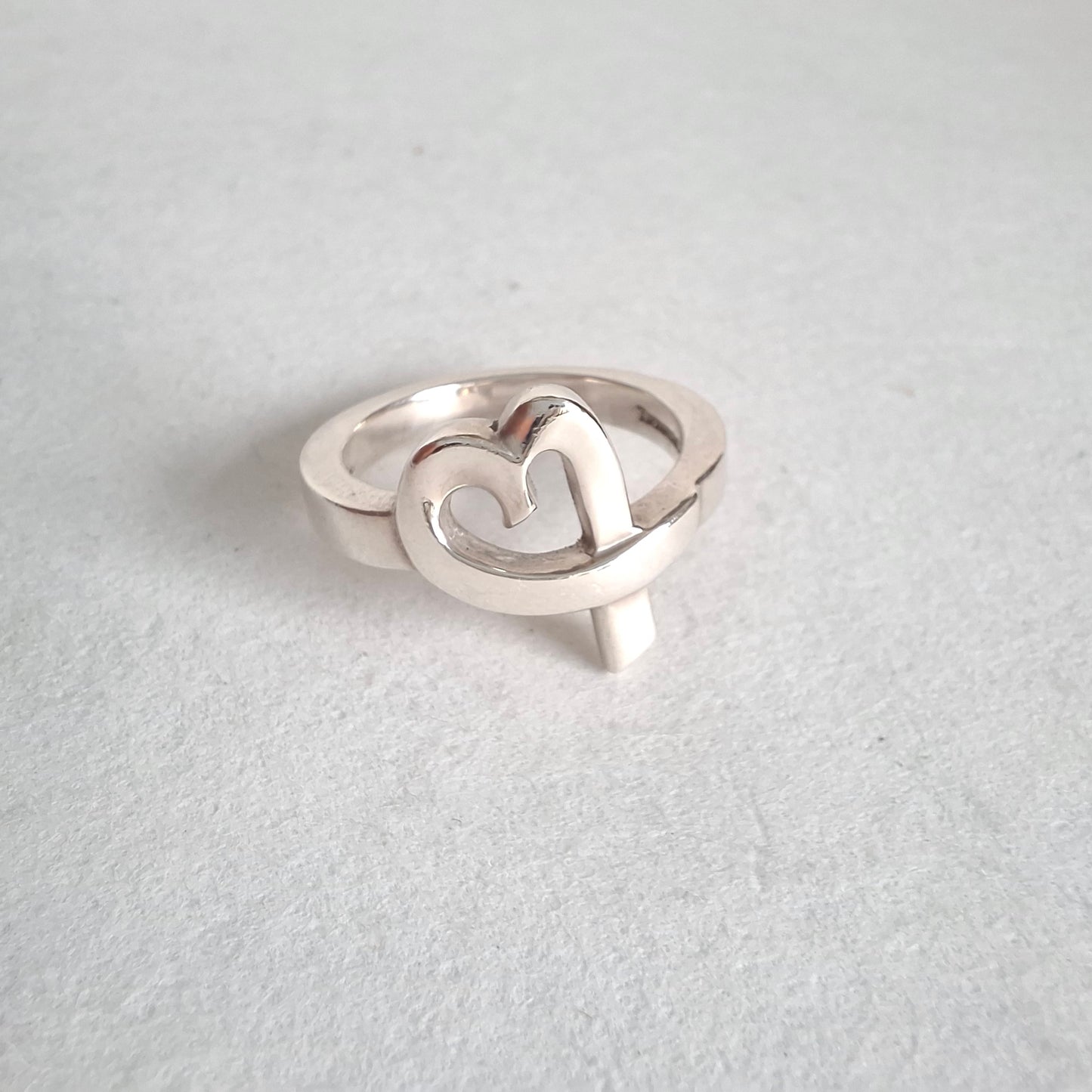 Tiffany & Co Paloma Picasso Design  Loving Heart Ring UK M / US 6.5