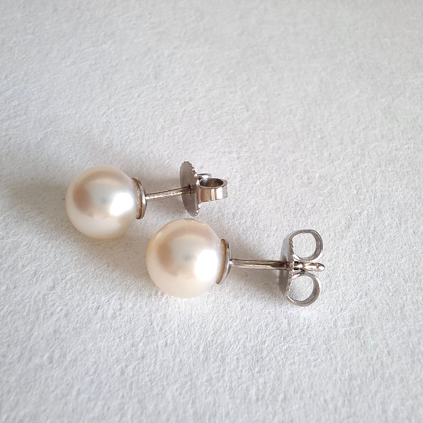 Vintage Tiffany & Co Hallmarked 18k White Gold Cultured Pearl Earrings