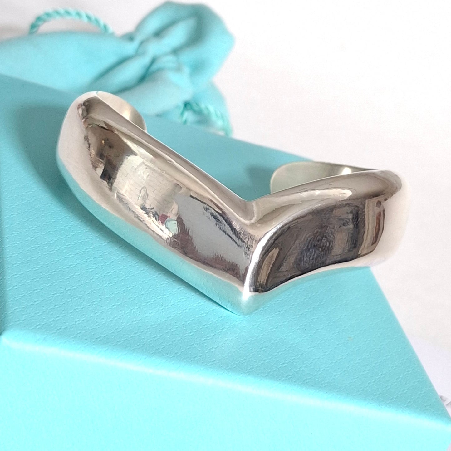 Elsa Peretti Tiffany & Co Wing Cuff Bracelet in Hallmarked 925 Sterling Silver